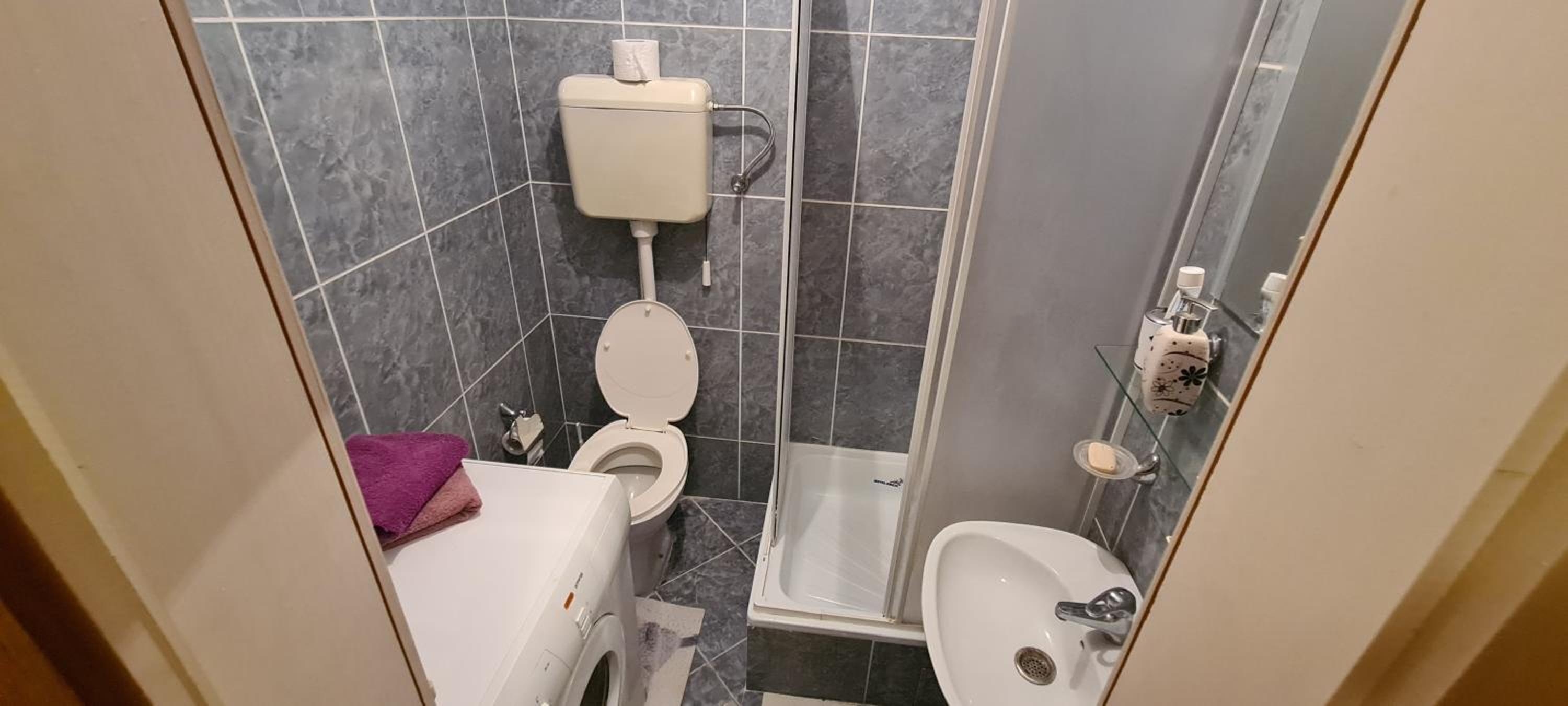 Vista Studio Apartment