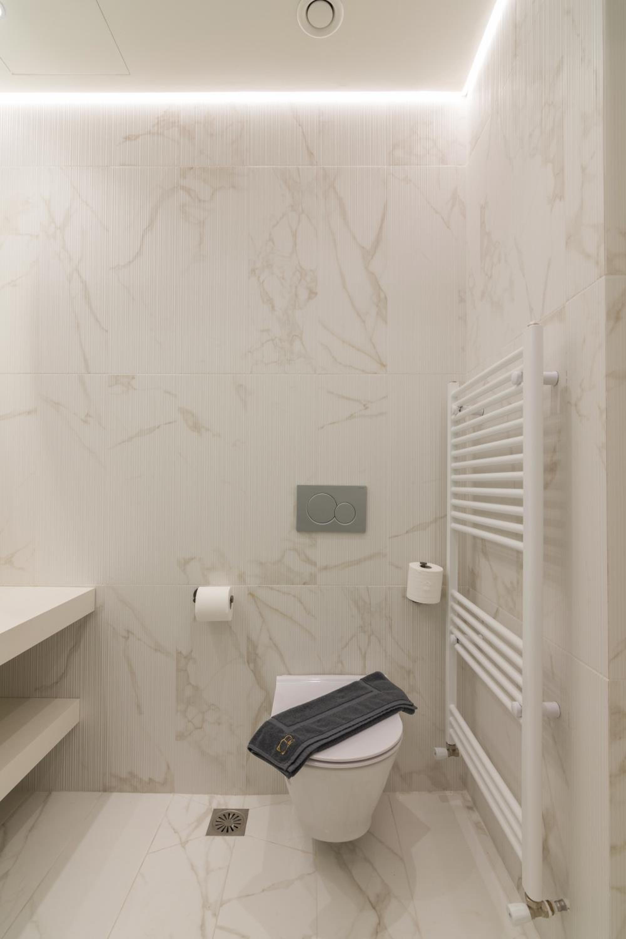 Socrates Fully Equipped Apartments with Unique Design