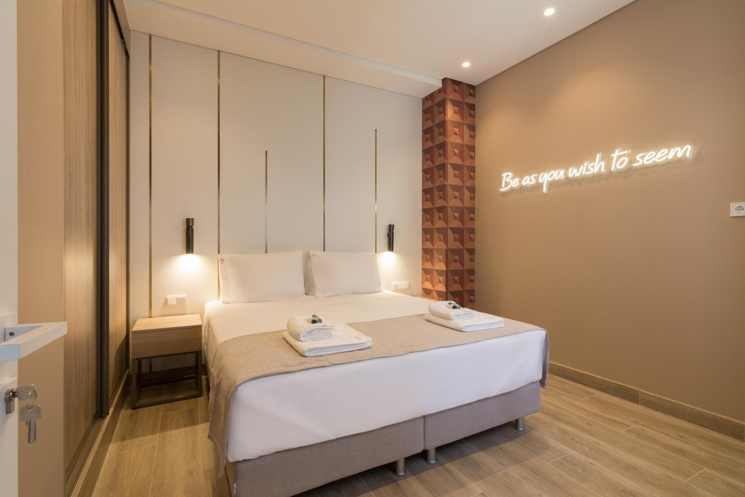 Socrates Fully Equipped Apartments with Unique Design