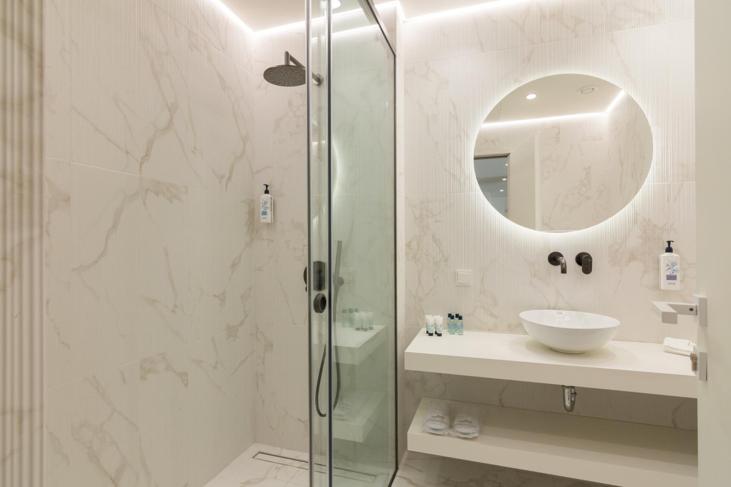 Socrates Fully Equipped Apartments with Unique Design