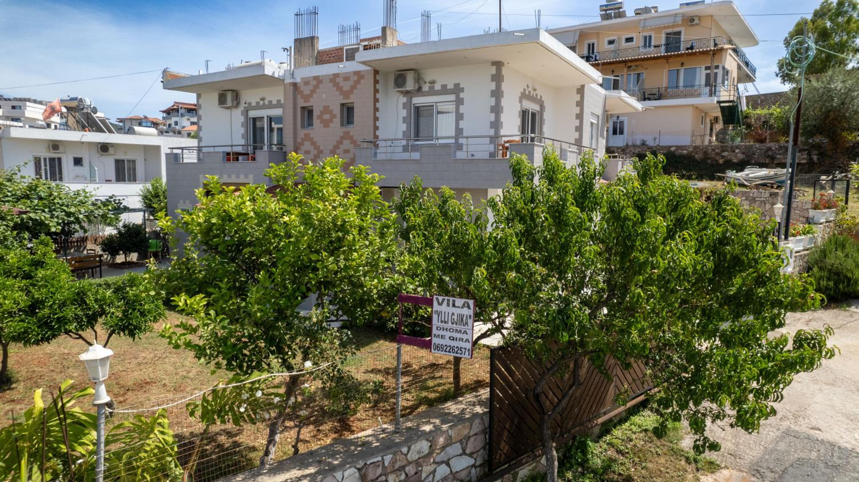 Vila Ylli Gjika