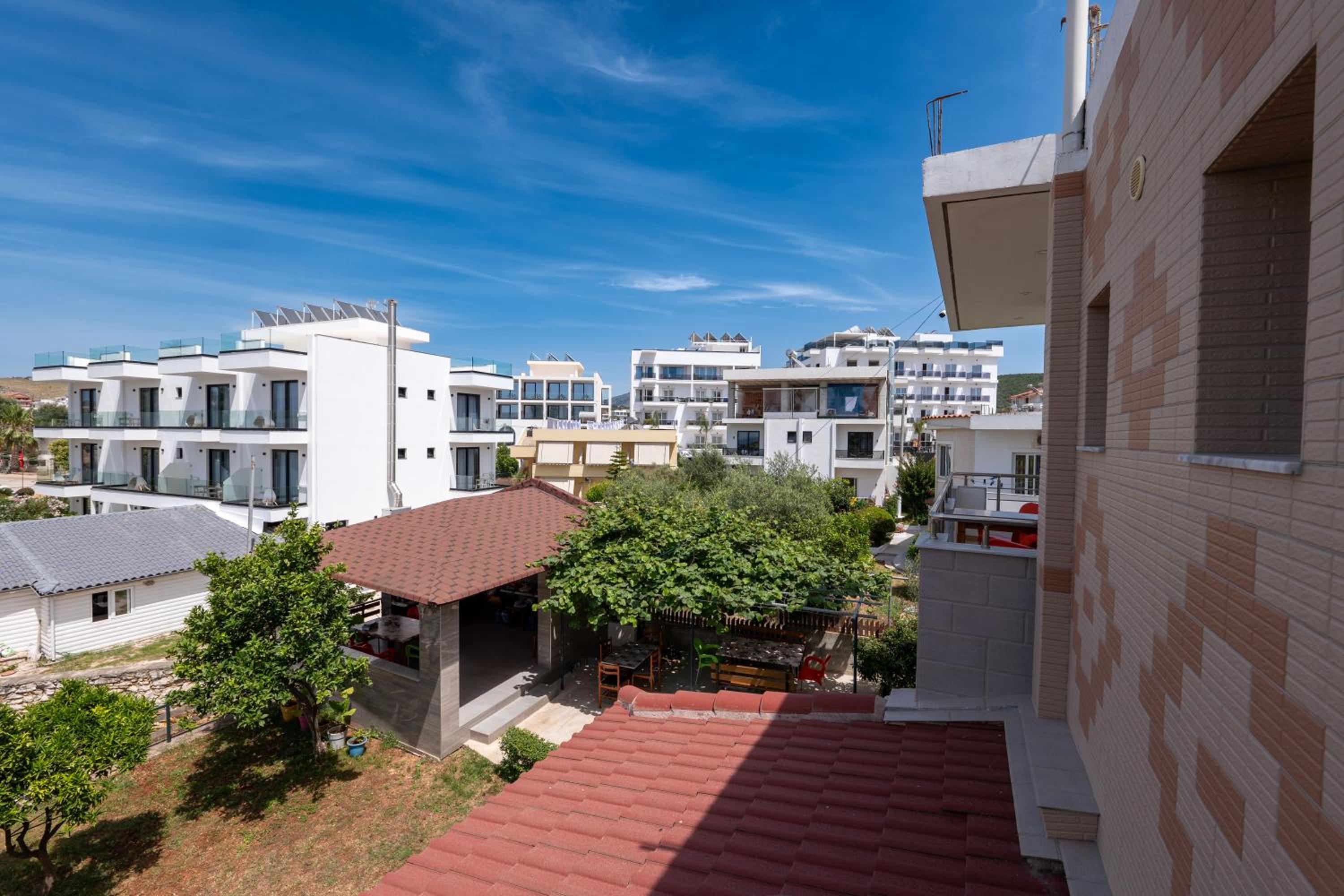 Vila Ylli Gjika