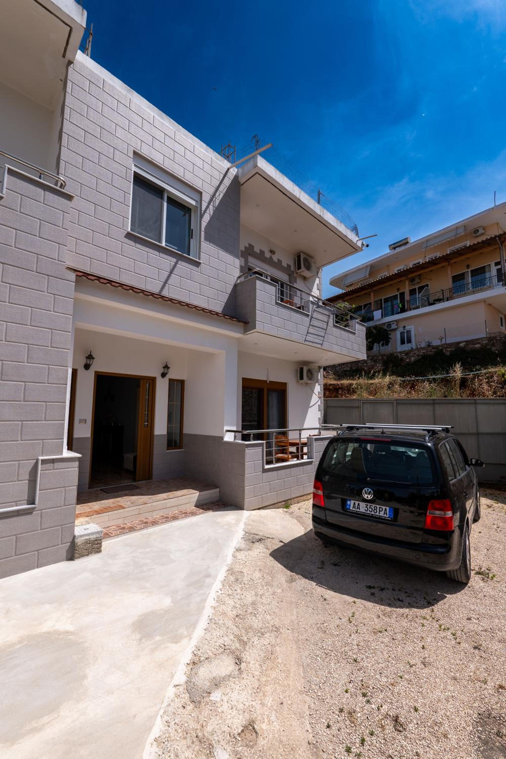 Vila Ylli Gjika