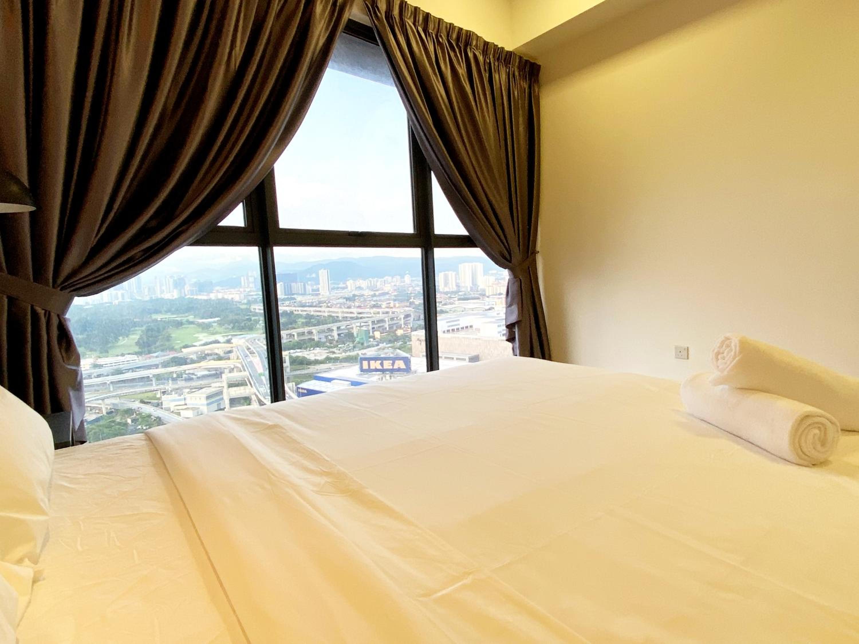 Infini Suites@ Continew Residence KL