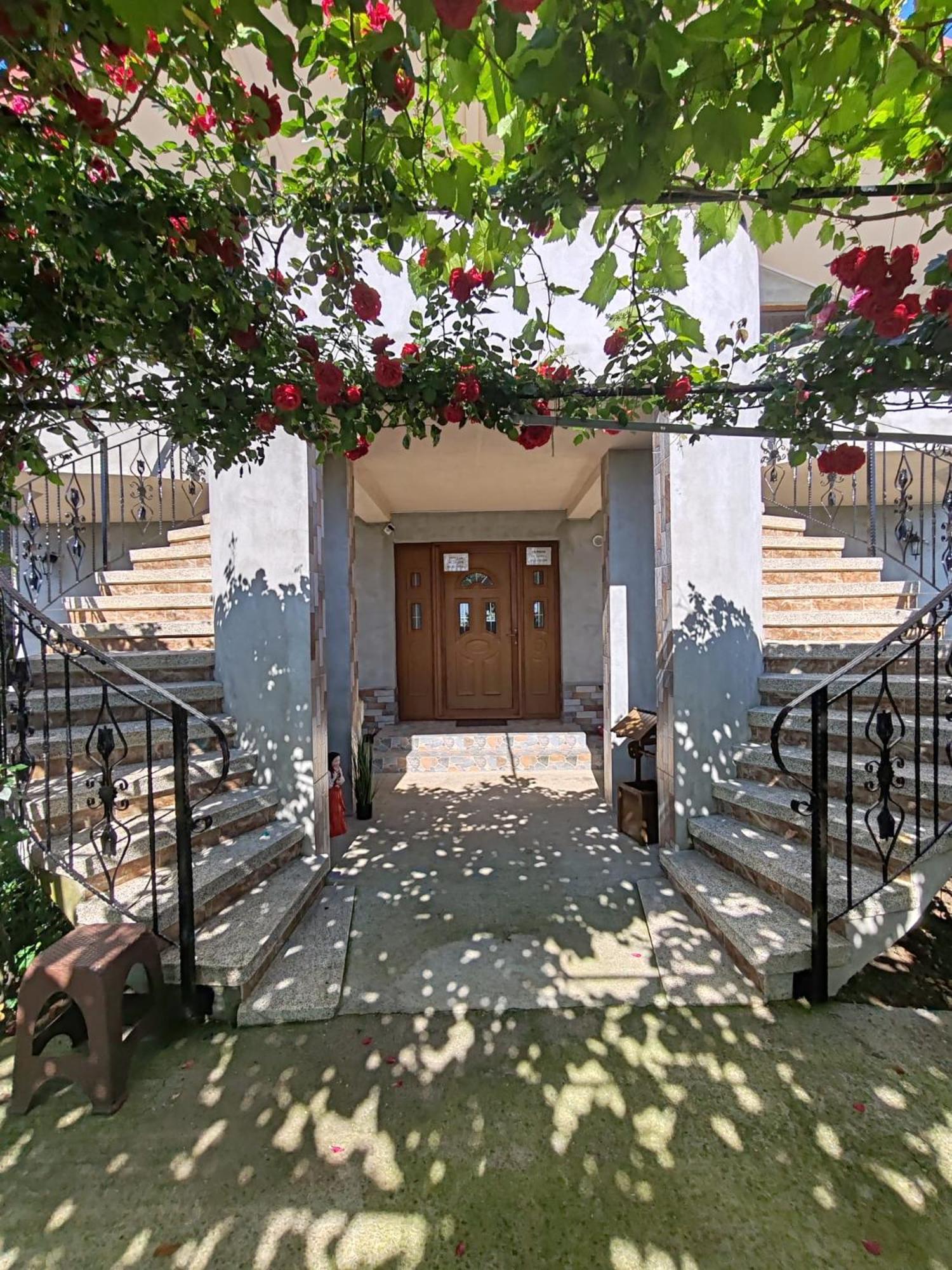 CASA ROTARU