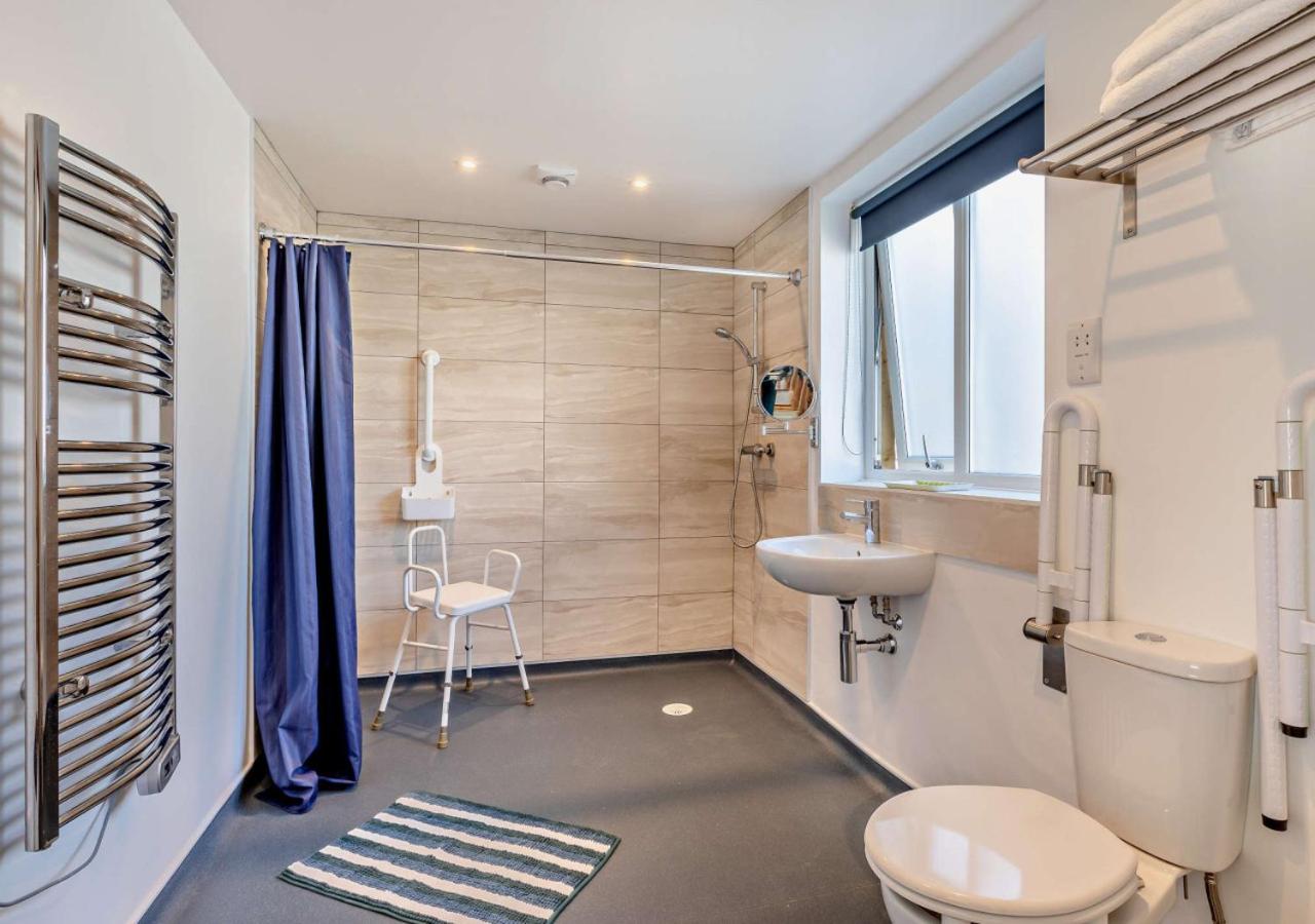 1 Bed in Blue Anchor oc-b28904