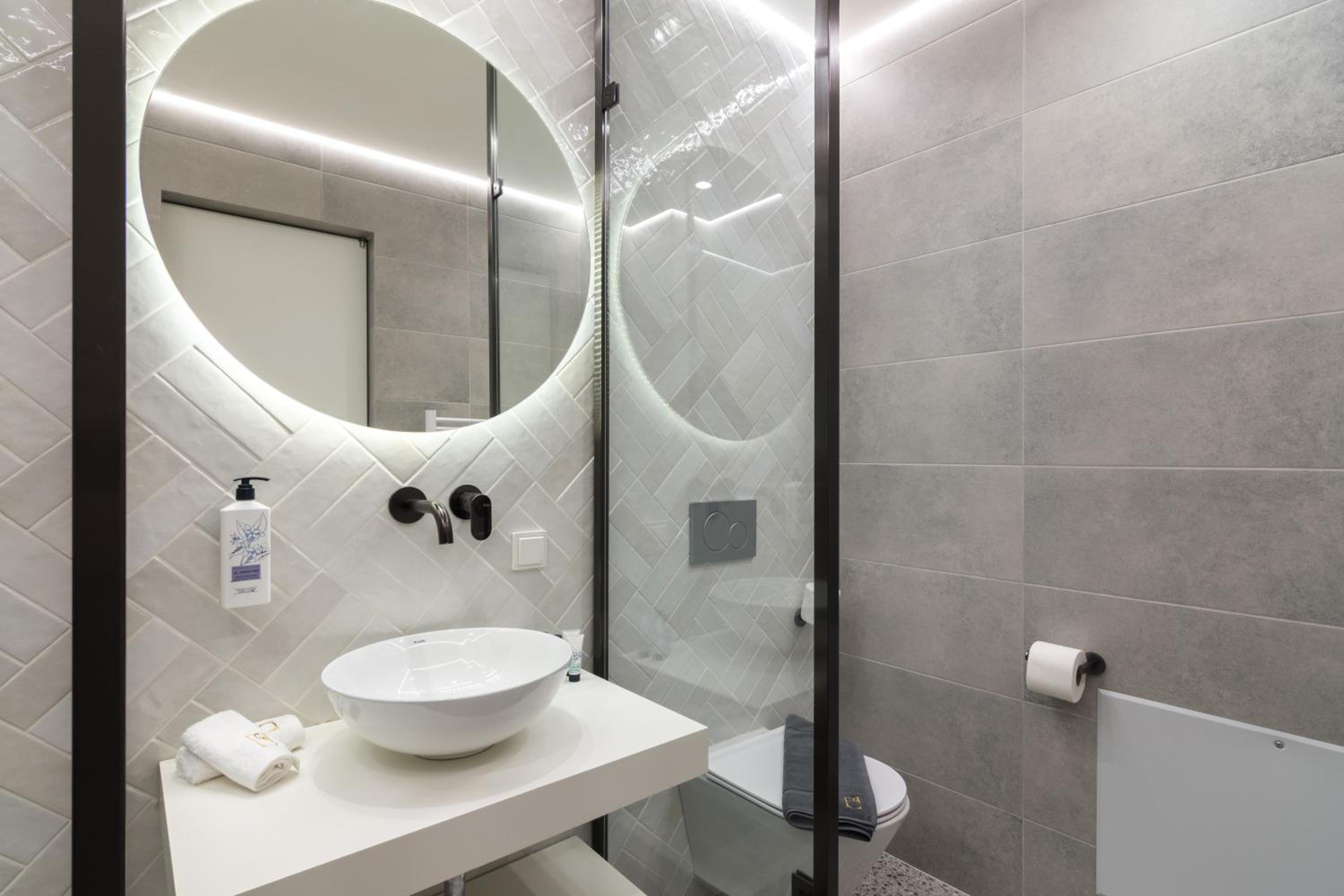 Socrates Fully Equipped Apartments with Unique Design