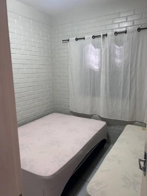 Casa em condominio na beira do rio