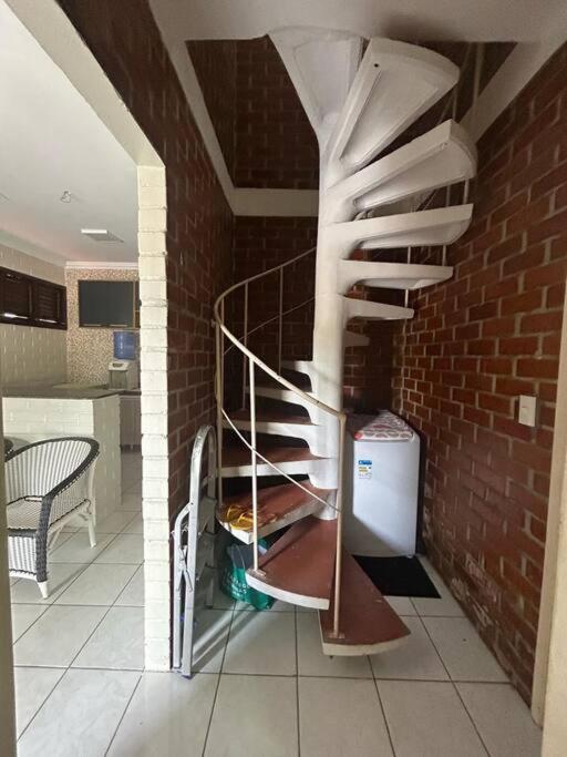Casa em condominio na beira do rio