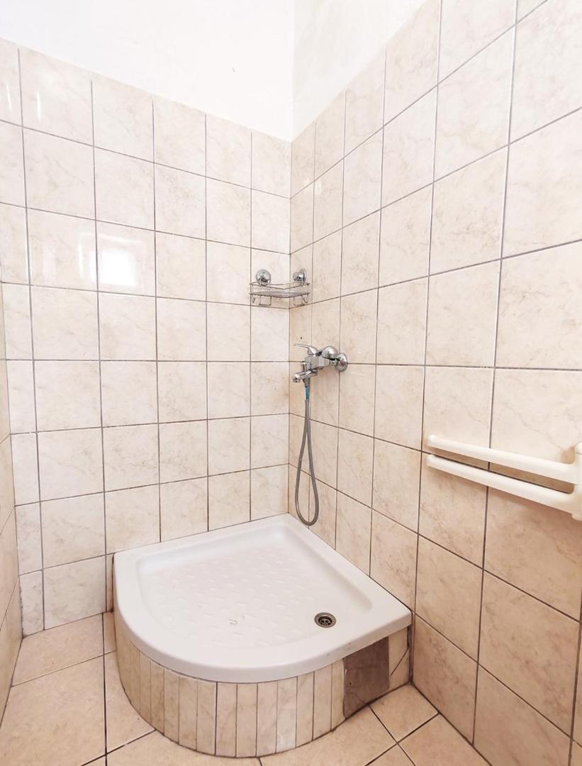 Apartmani i sobe Brancin
