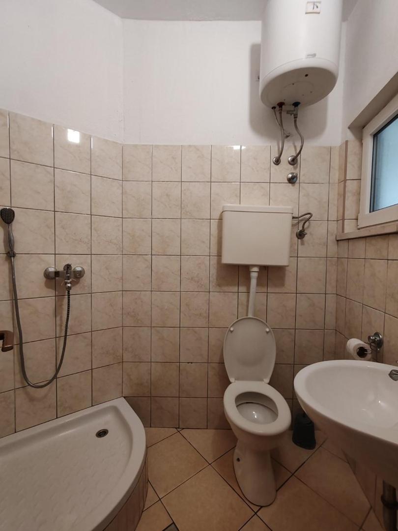 Apartmani i sobe Brancin