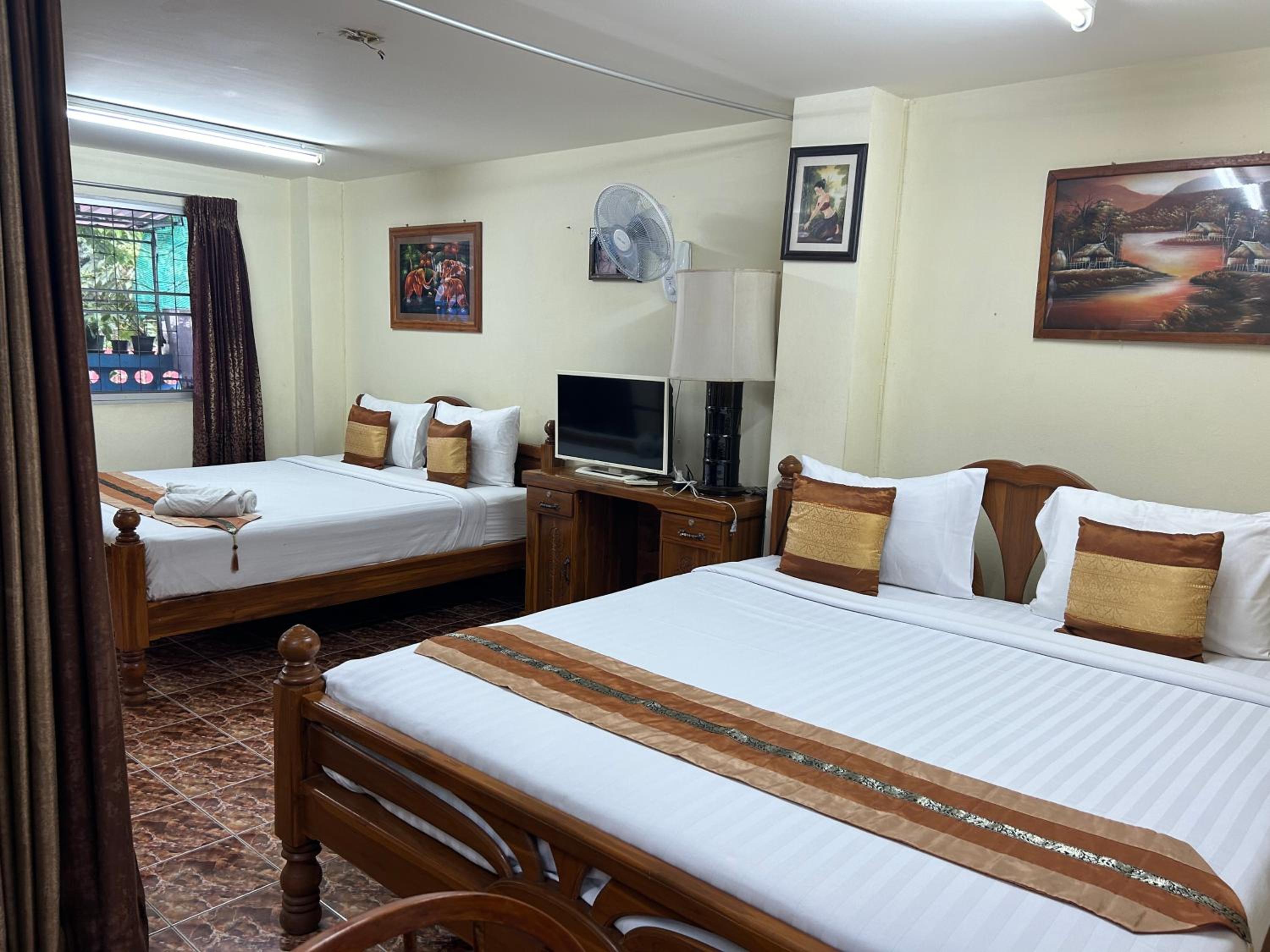 Saithong House