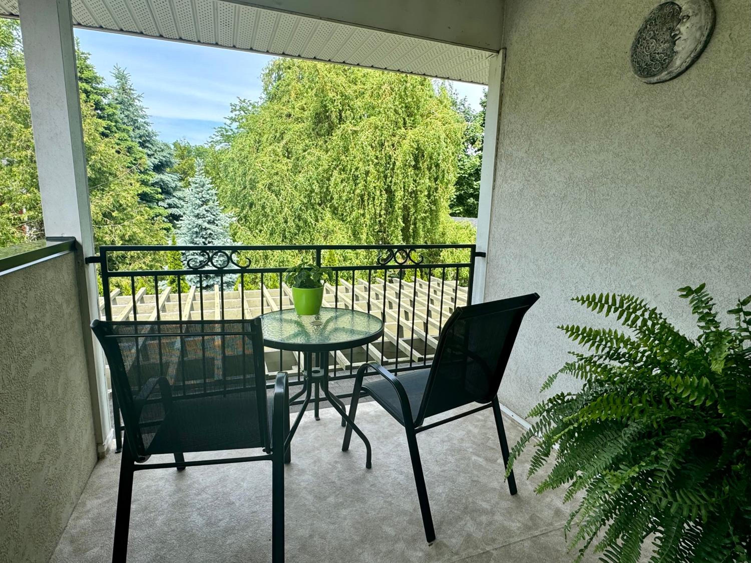 Explorer House Bed & Breakfast