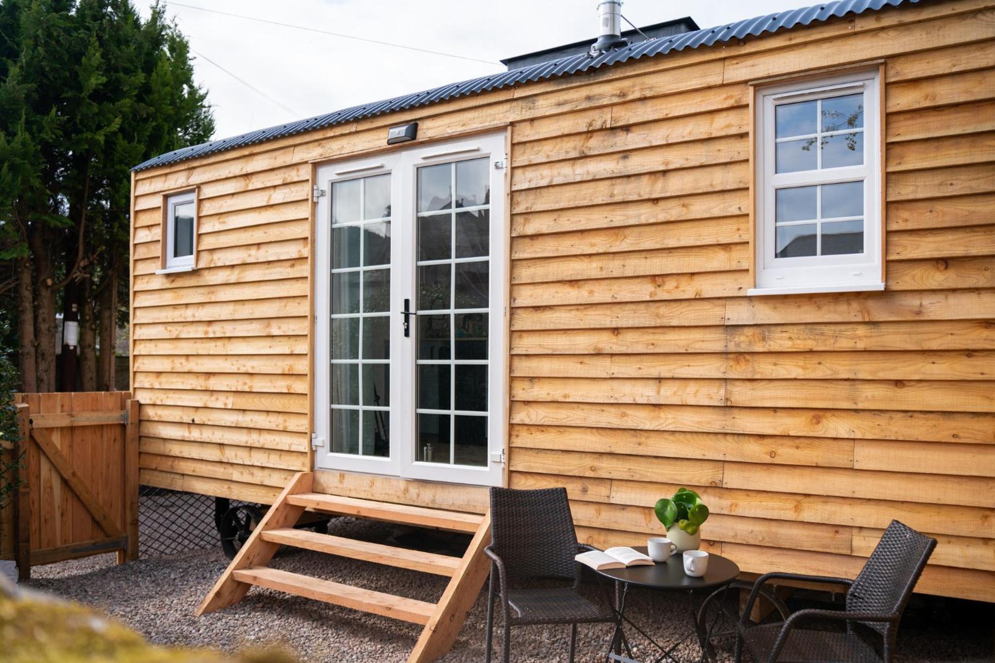 Willow's Nordic Shepherds Hut view 3
