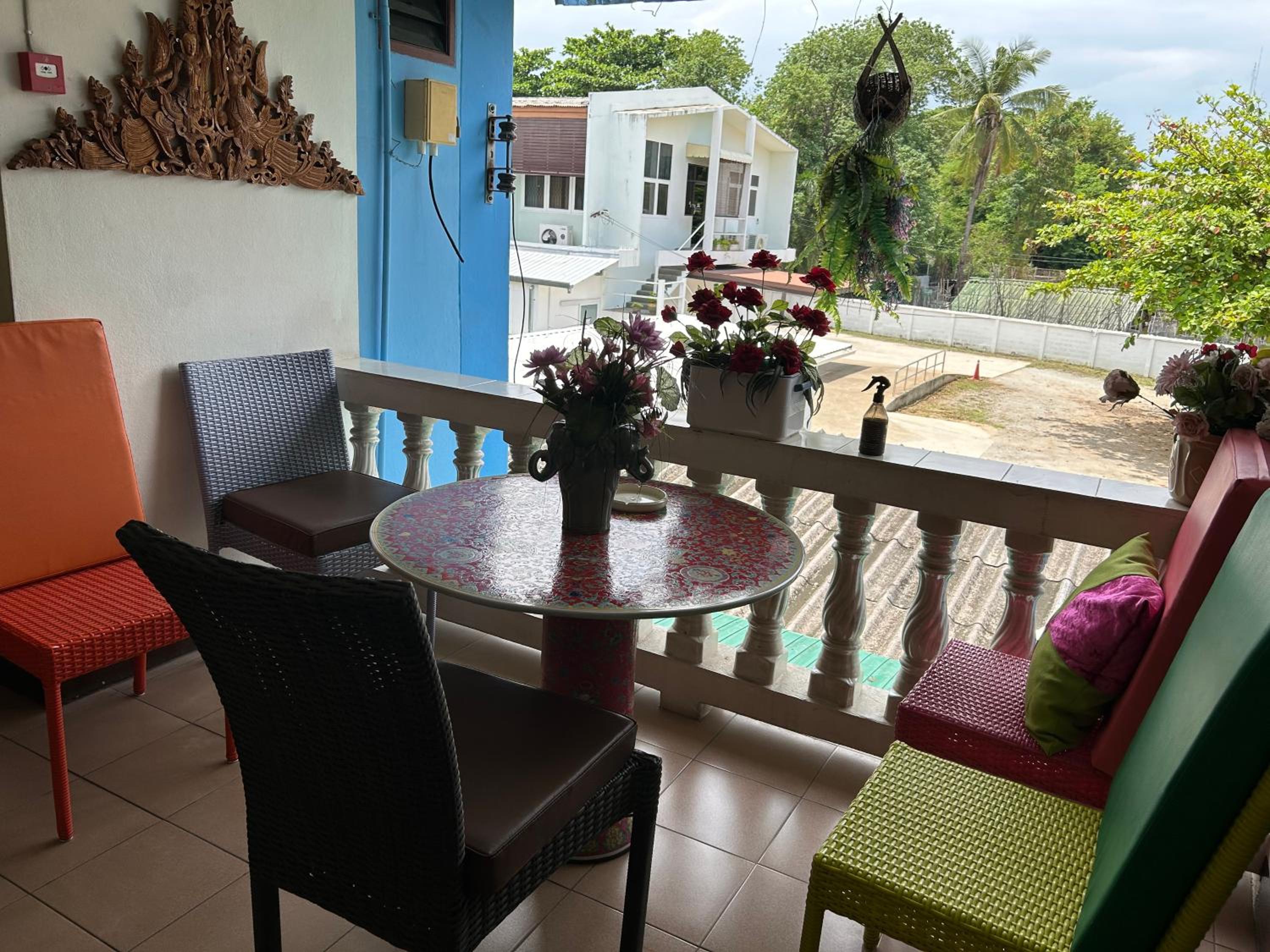 Saithong House