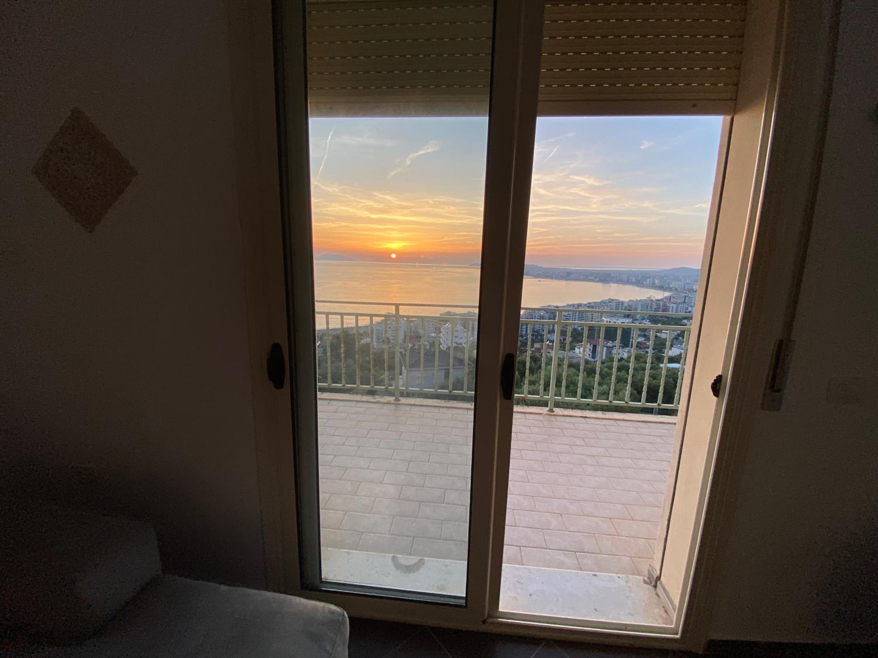 Sunset View Apartment