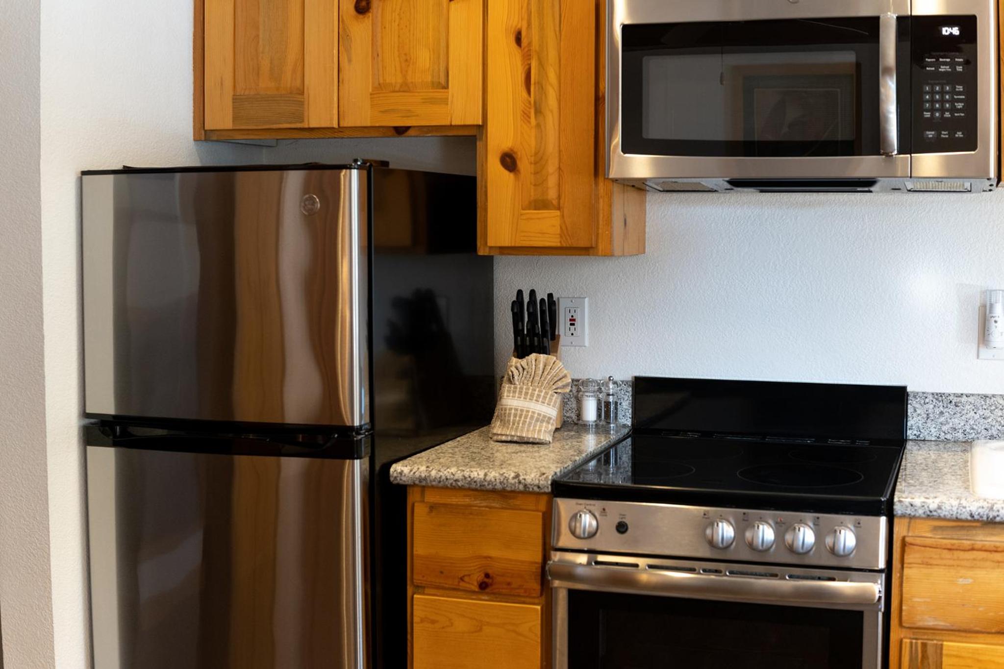 Red Wolf Lakeside Lodge - Property Image 12