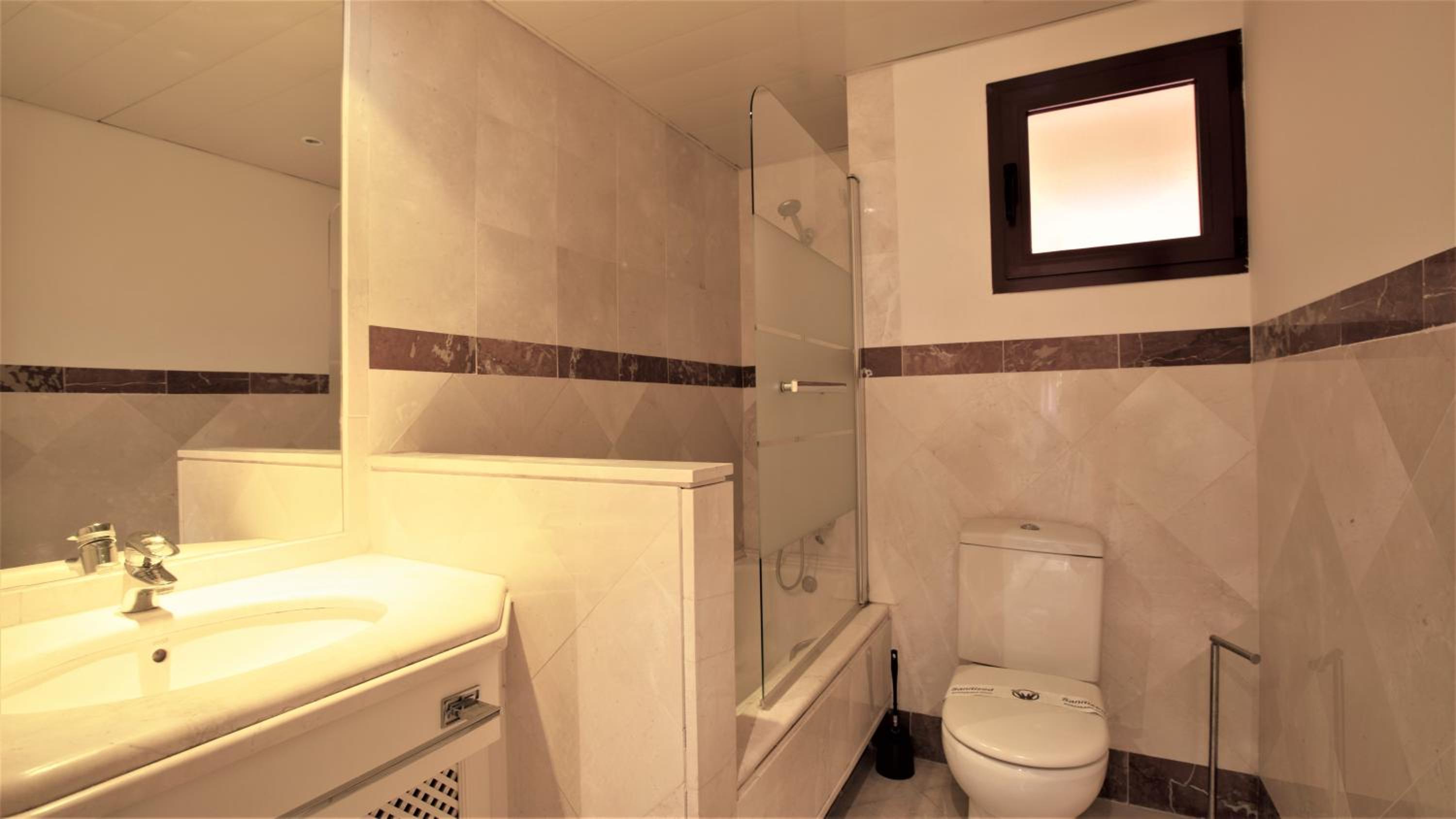 R15 Beach side 3 bedroom flat view 4
