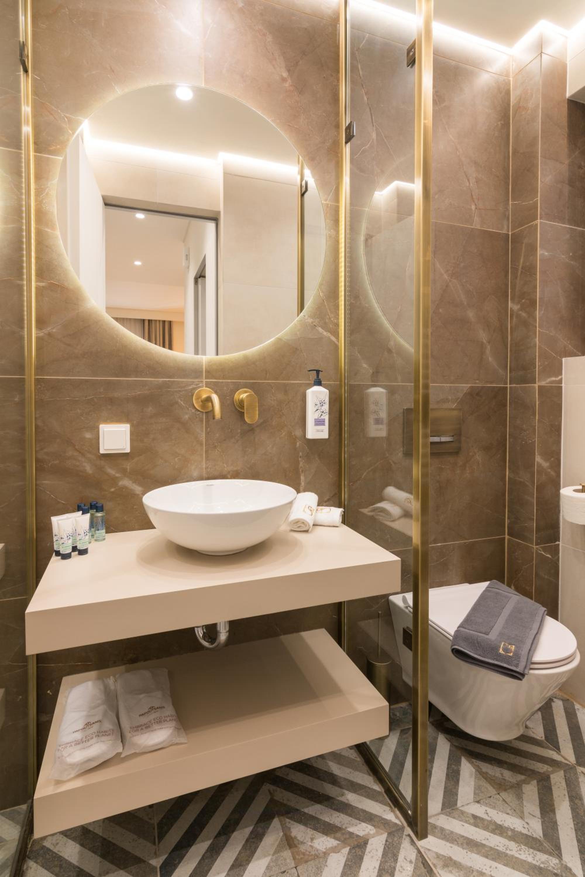 Socrates Fully Equipped Apartments with Unique Design