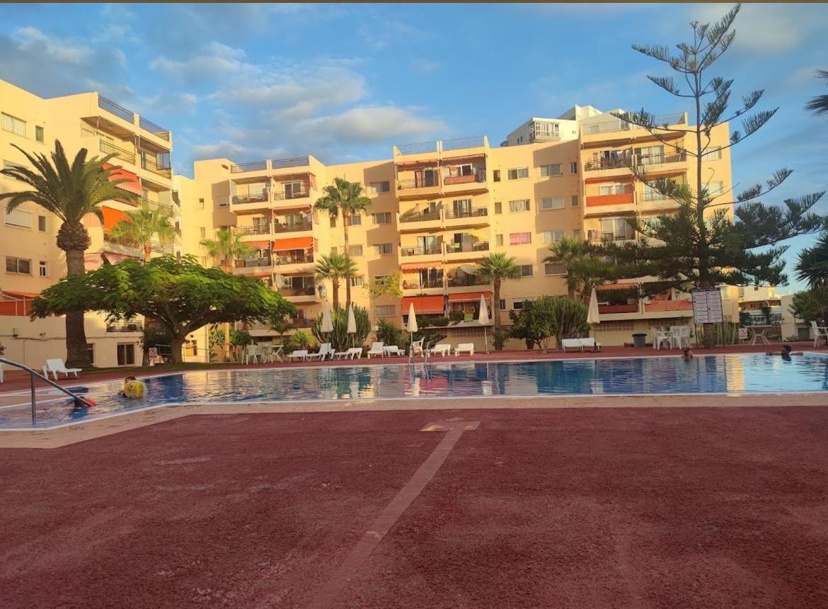 Tenerifeopenhome holiday apartment on the beach