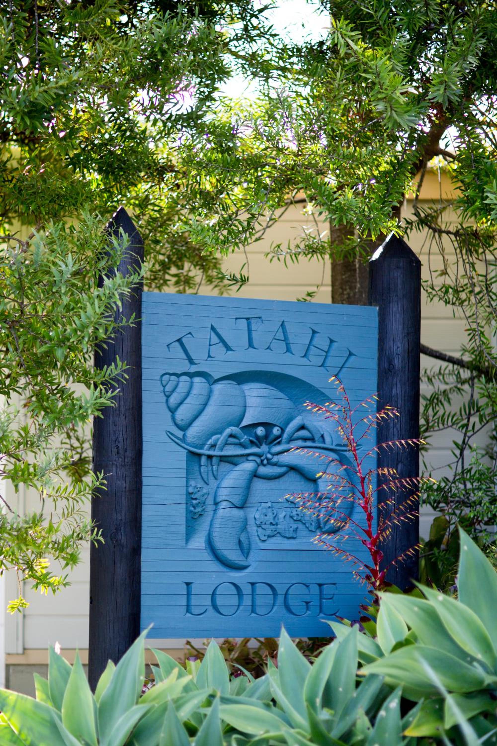 Tatahi Lodge Beach Resort