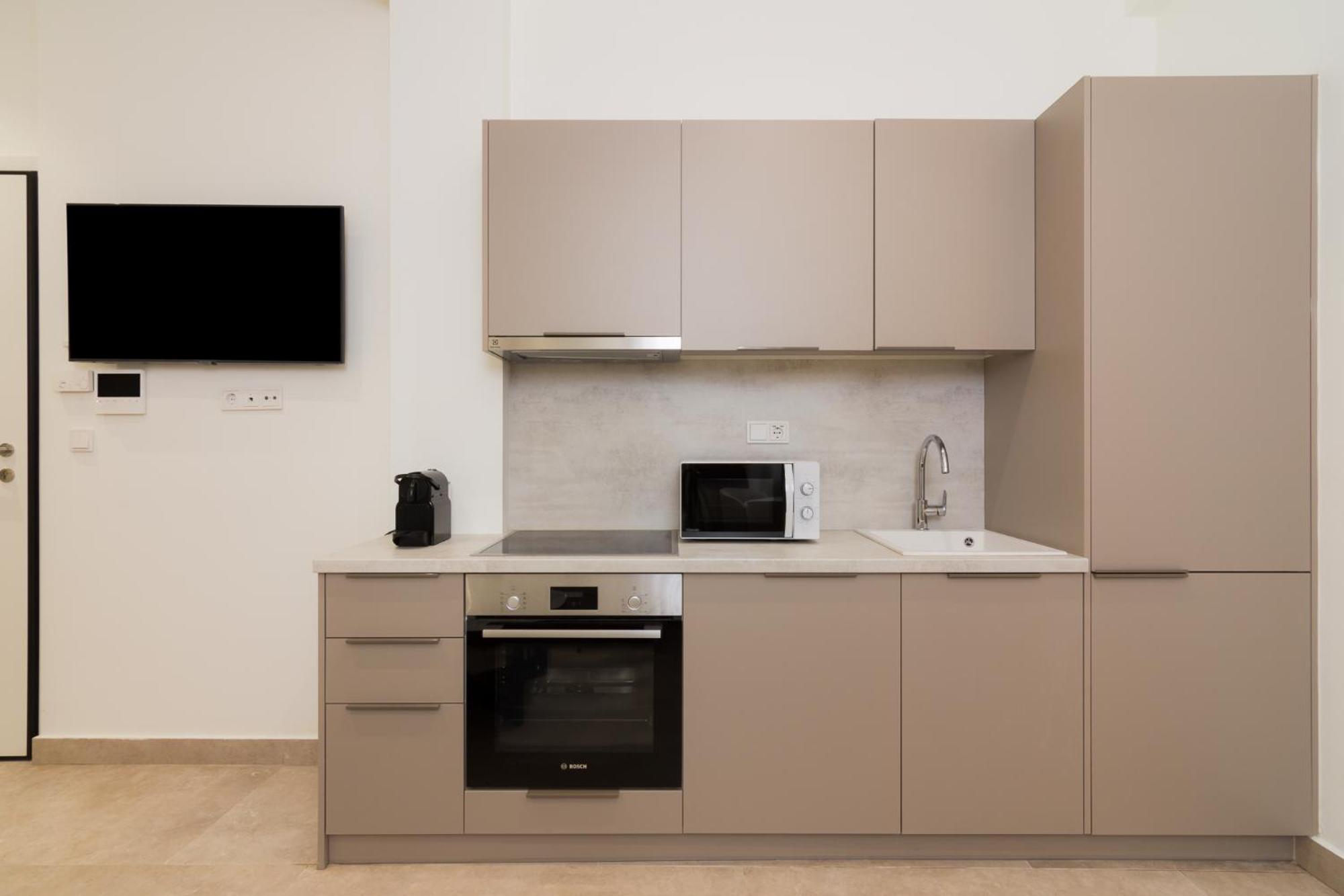 Socrates Fully Equipped Apartments with Unique Design