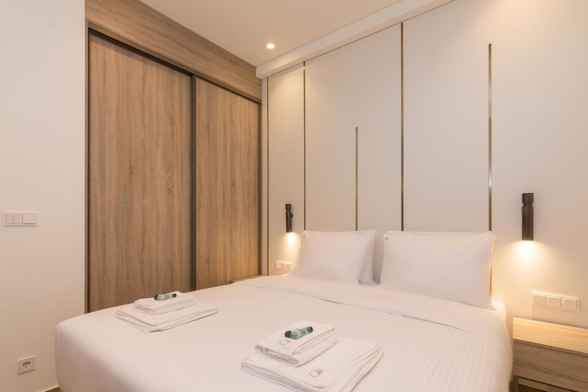 Socrates Fully Equipped Apartments with Unique Design