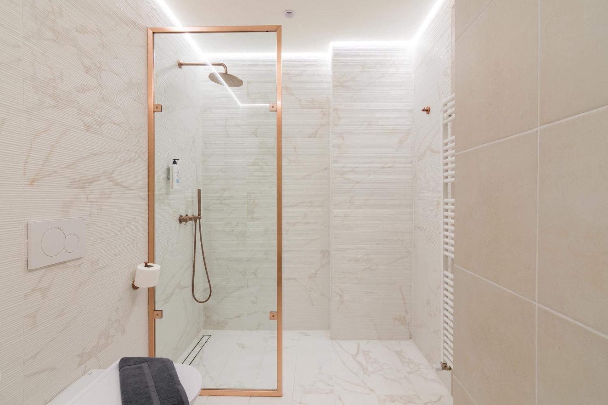 Socrates Fully Equipped Apartments with Unique Design