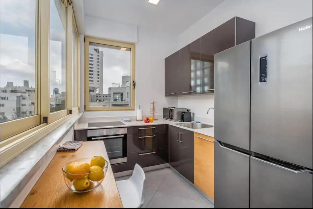 New Sunny 2BR By Bograshov Beach view 5