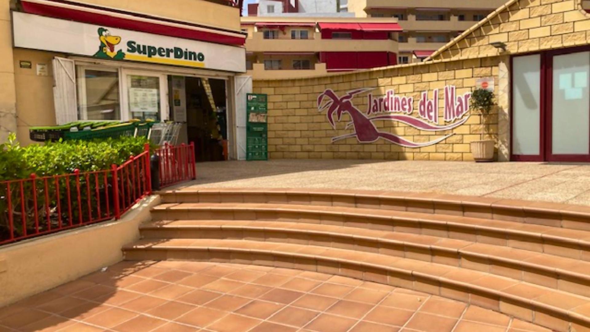 MarketHome Jardines del Mar Pool View