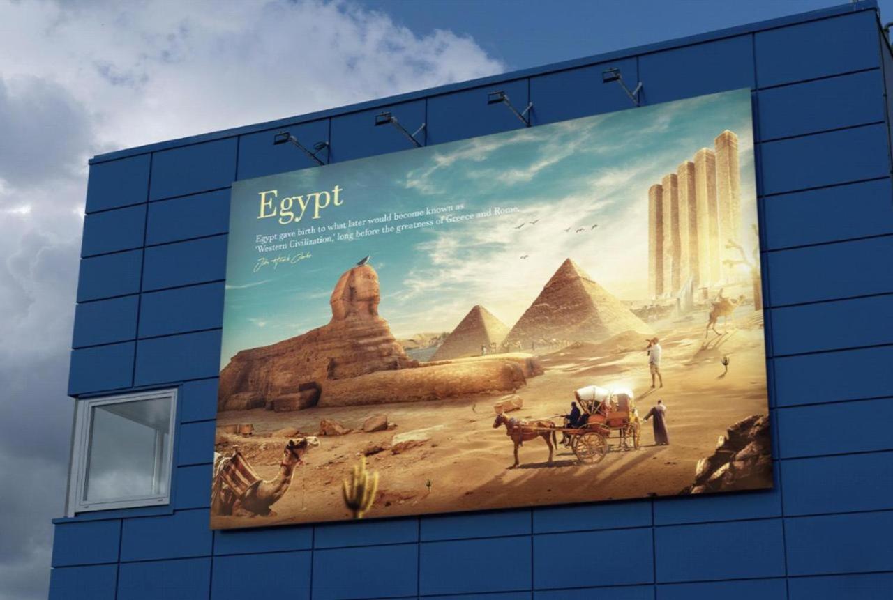 Pyramids Cleopatra