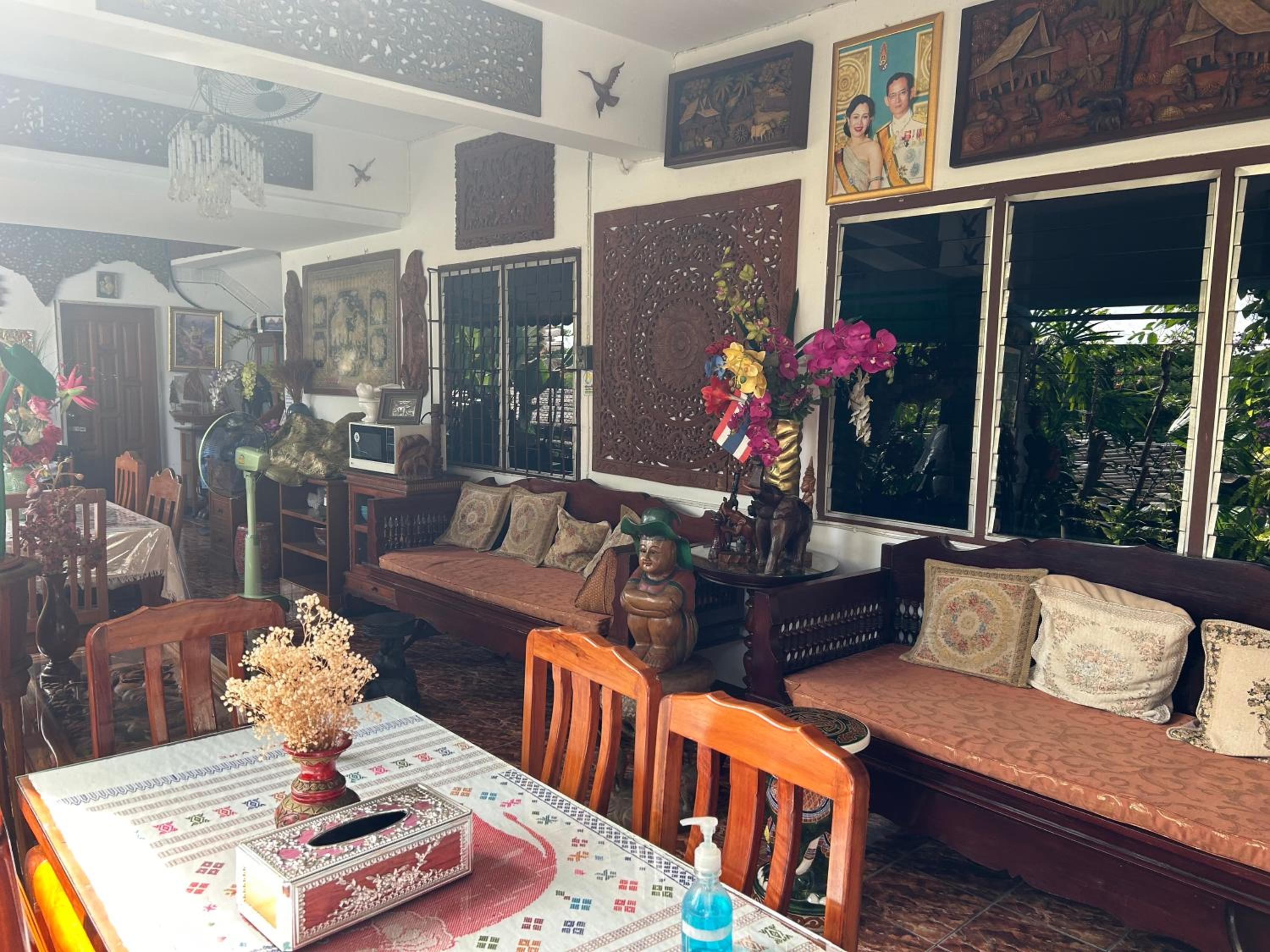 Saithong House