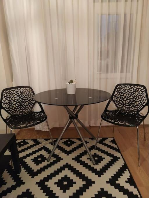 Engin home