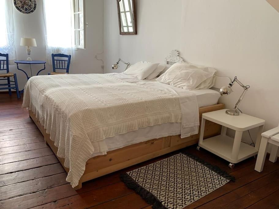 Agapi Nefeli artisthouse roofterrace island sea view view 2
