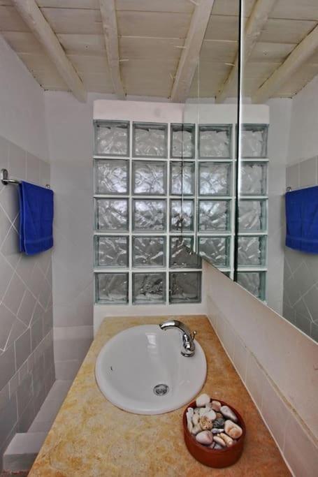Agapi Nefeli artisthouse roofterrace island sea view view 3
