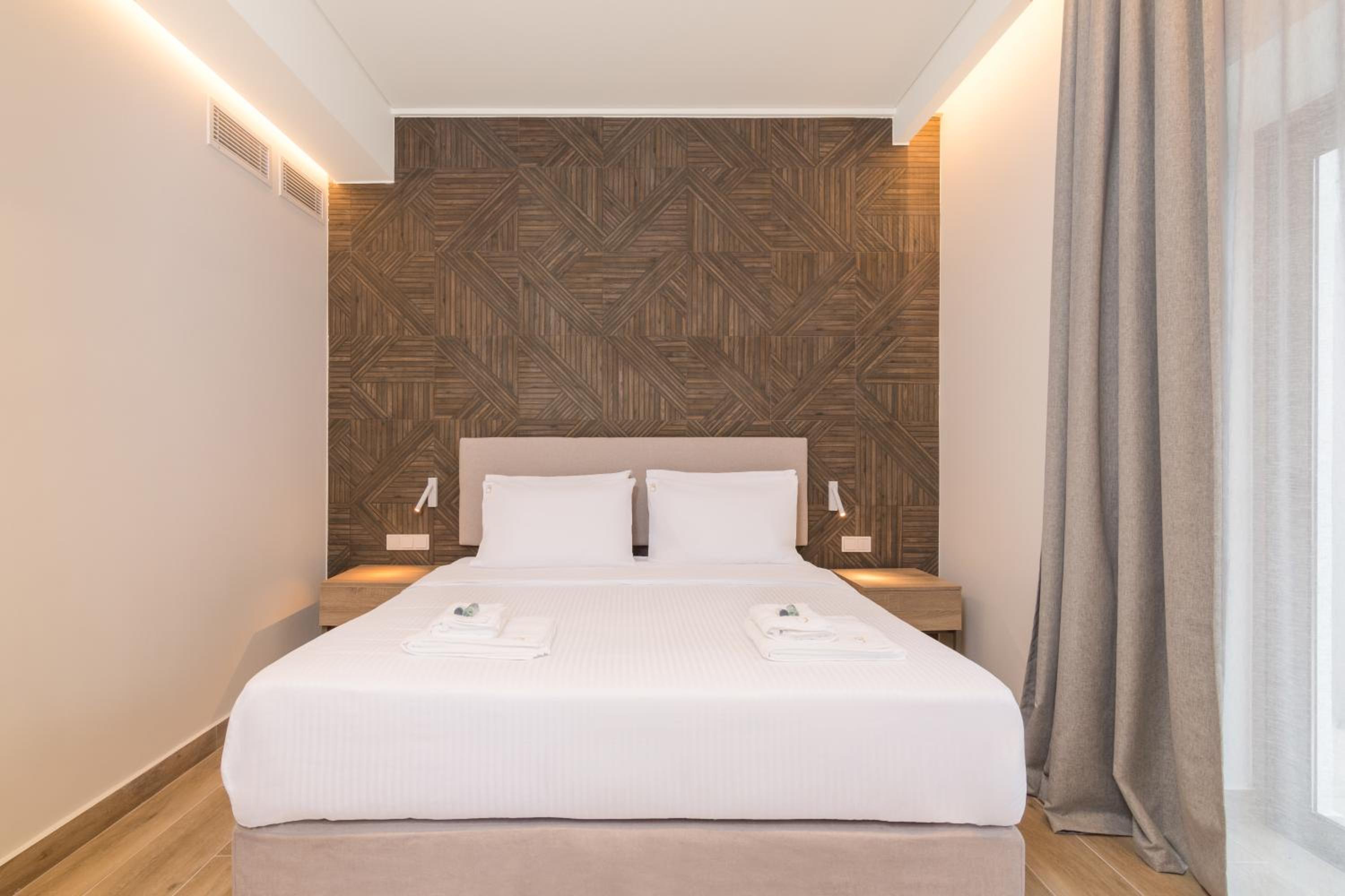 Socrates Fully Equipped Apartments with Unique Design
