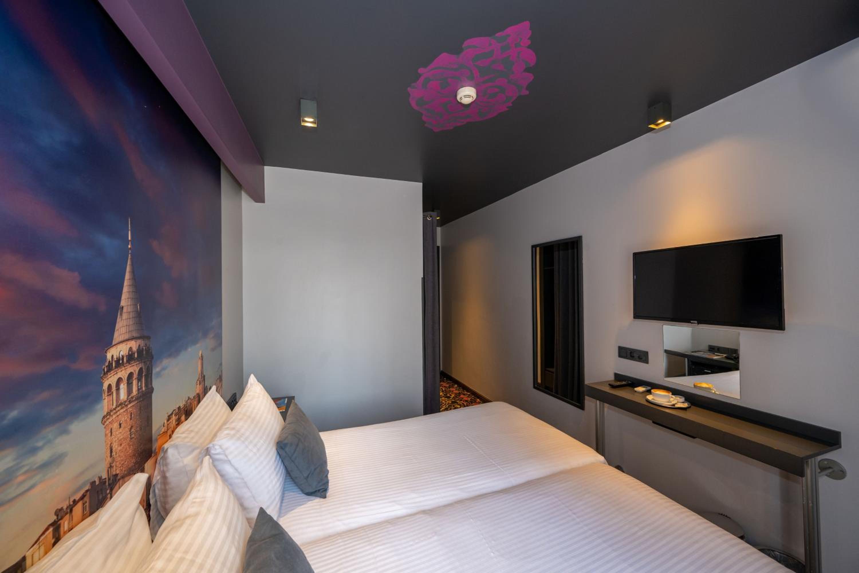 Tulip City Hotel - Image 62