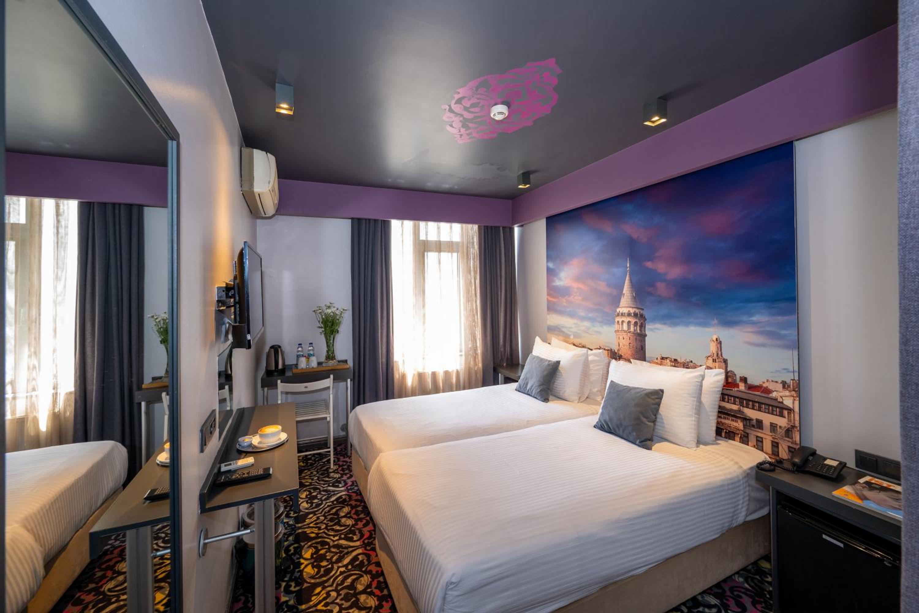 Tulip City Hotel - Image 67