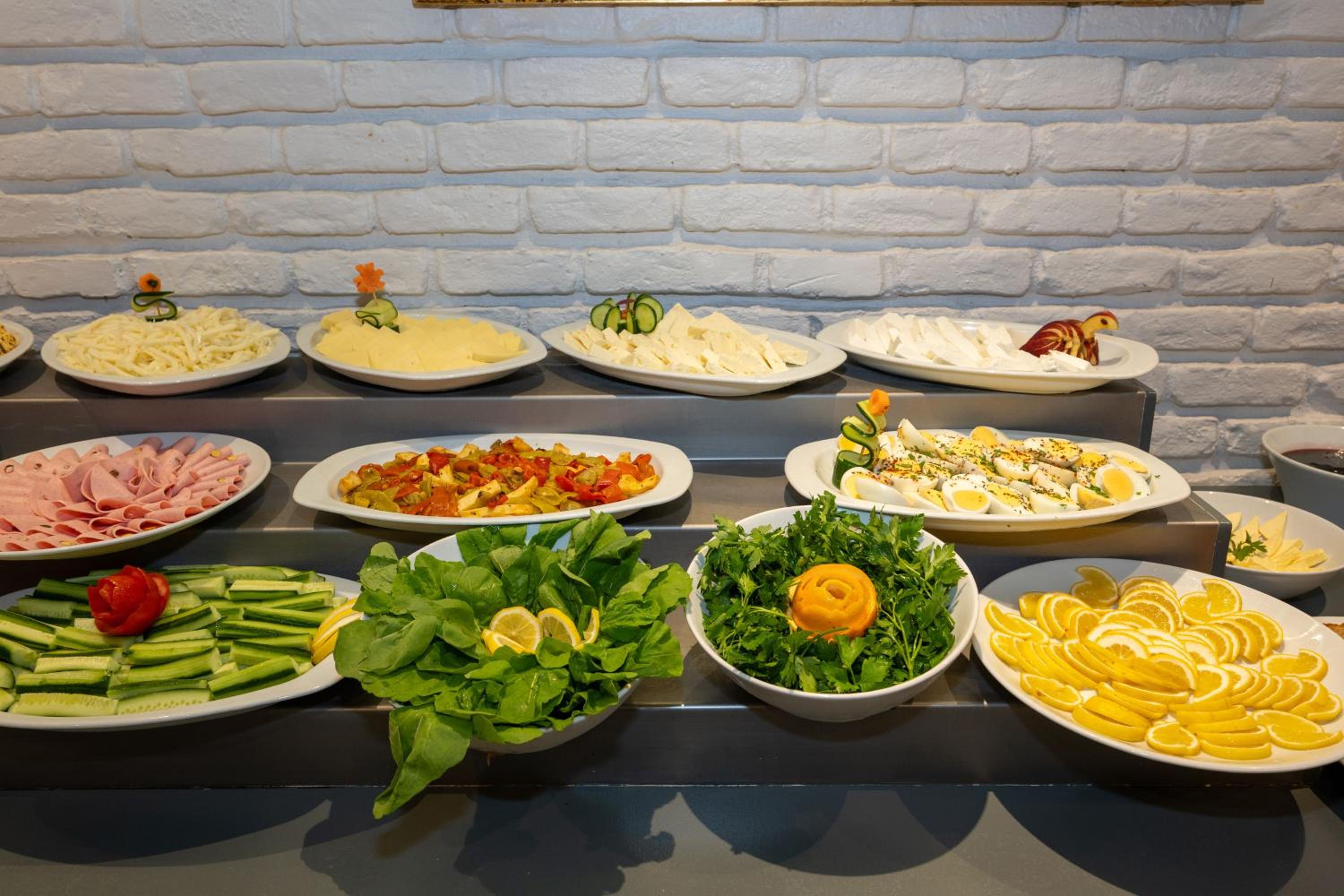 Tulip City Hotel - Image 76