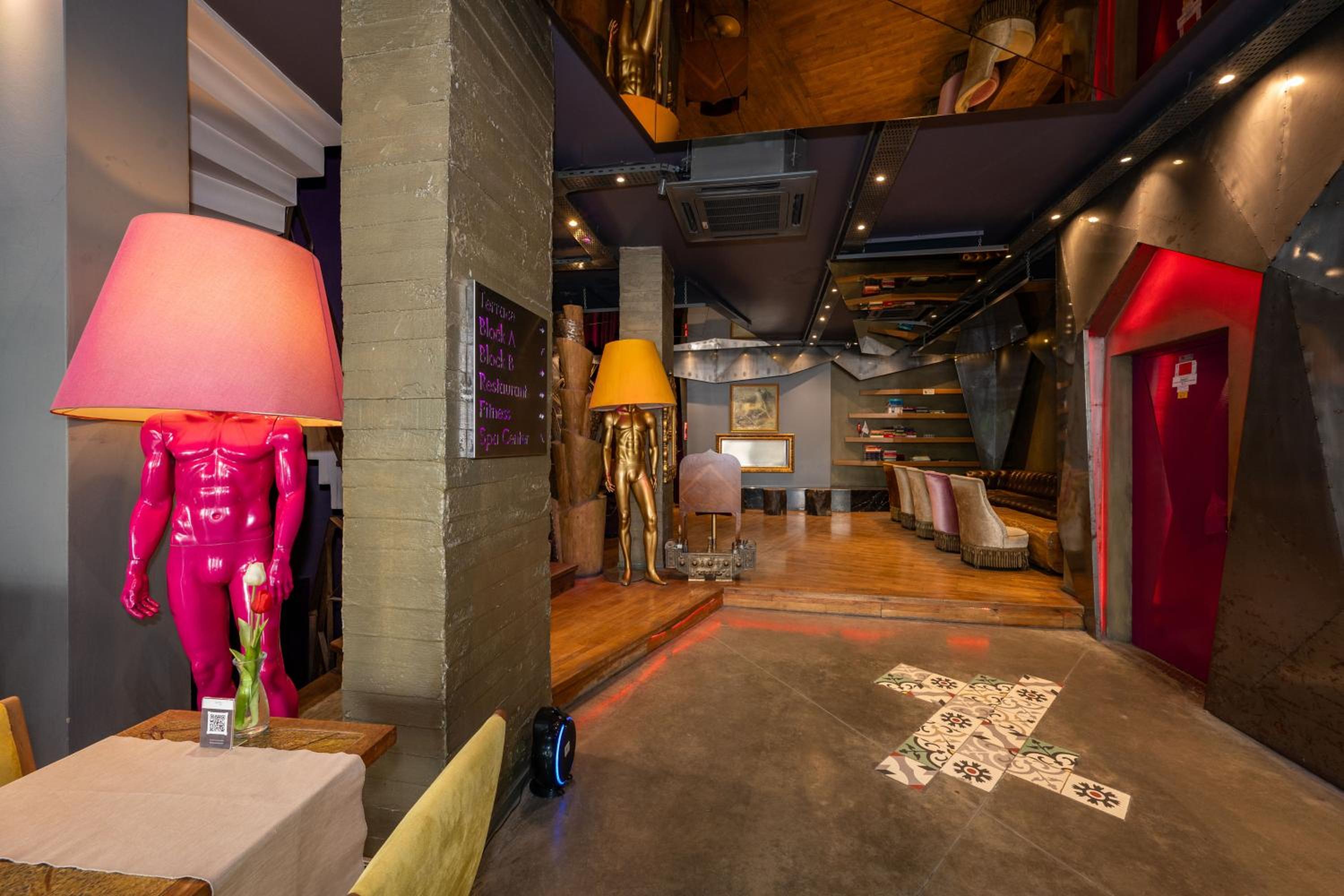 Tulip City Hotel - Image 86