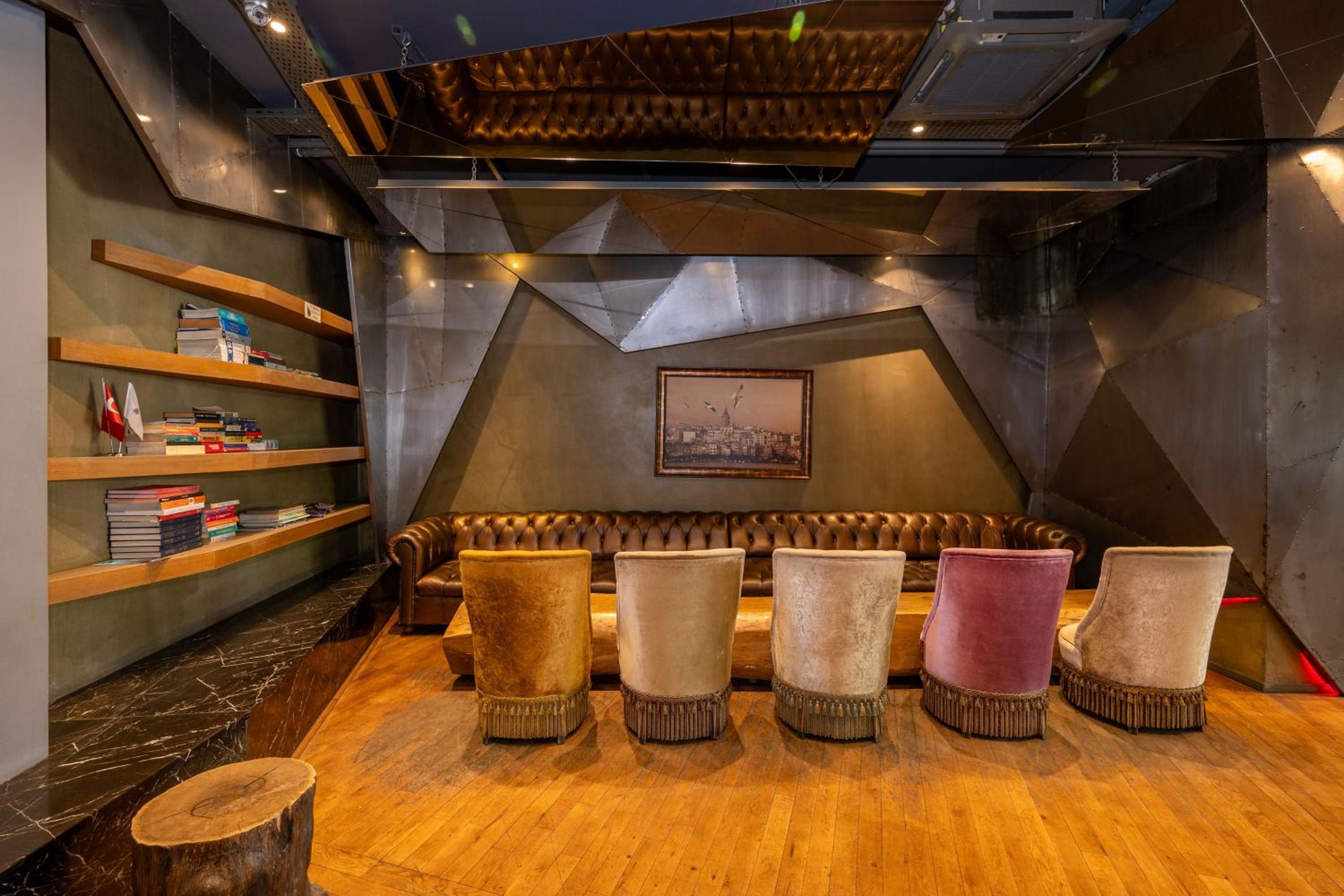 Tulip City Hotel - Image 93