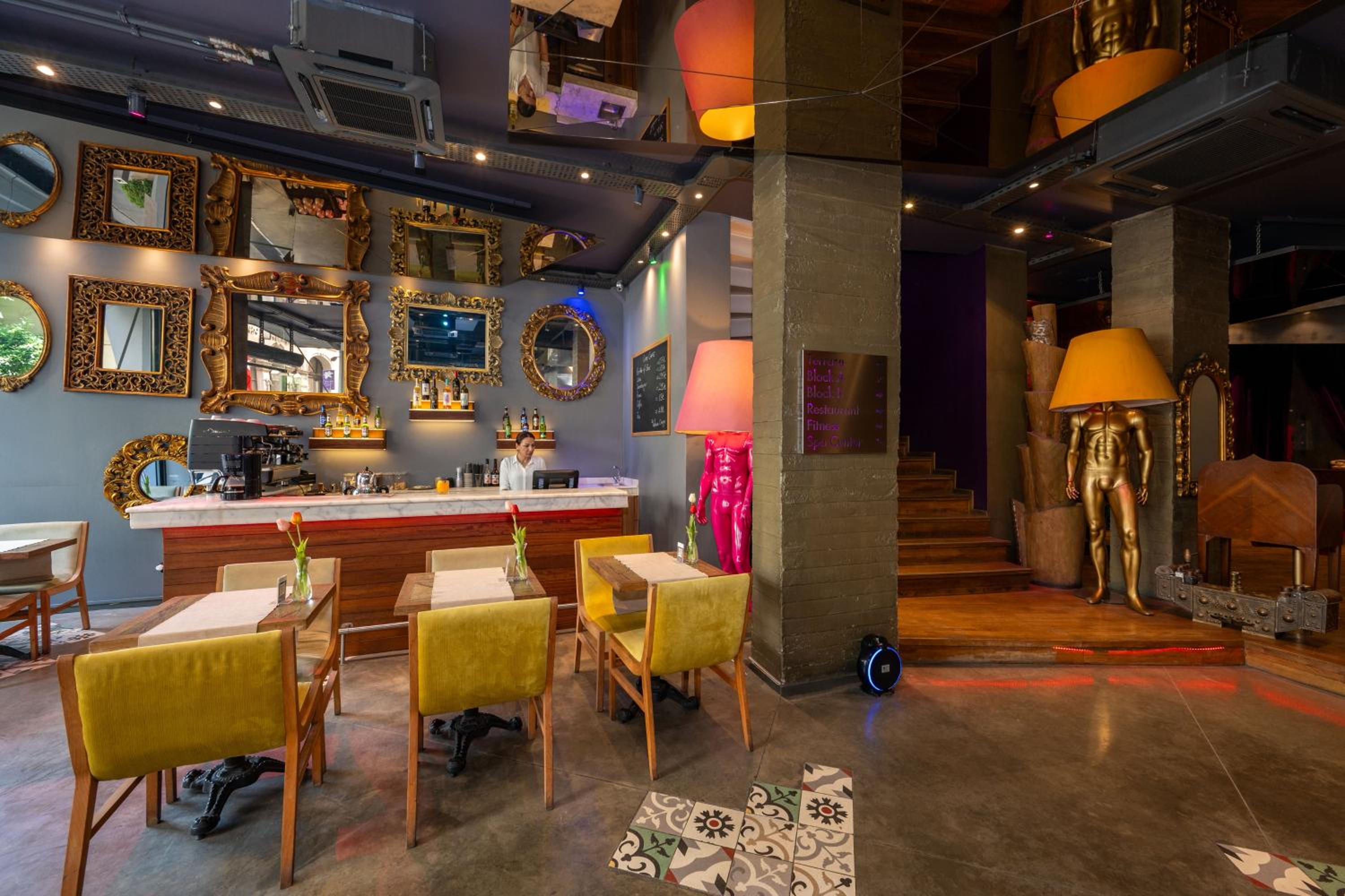 Tulip City Hotel - Image 100