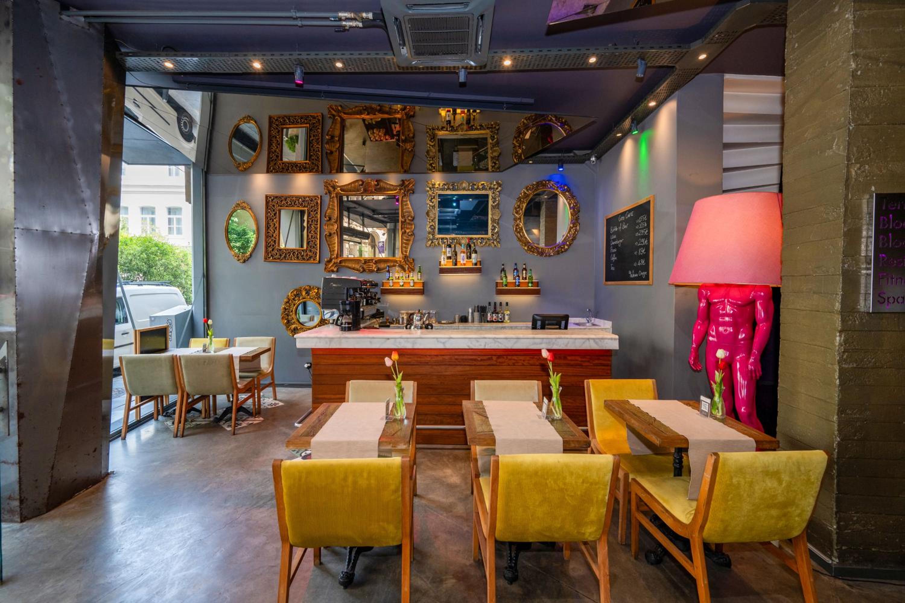 Tulip City Hotel - Image 114