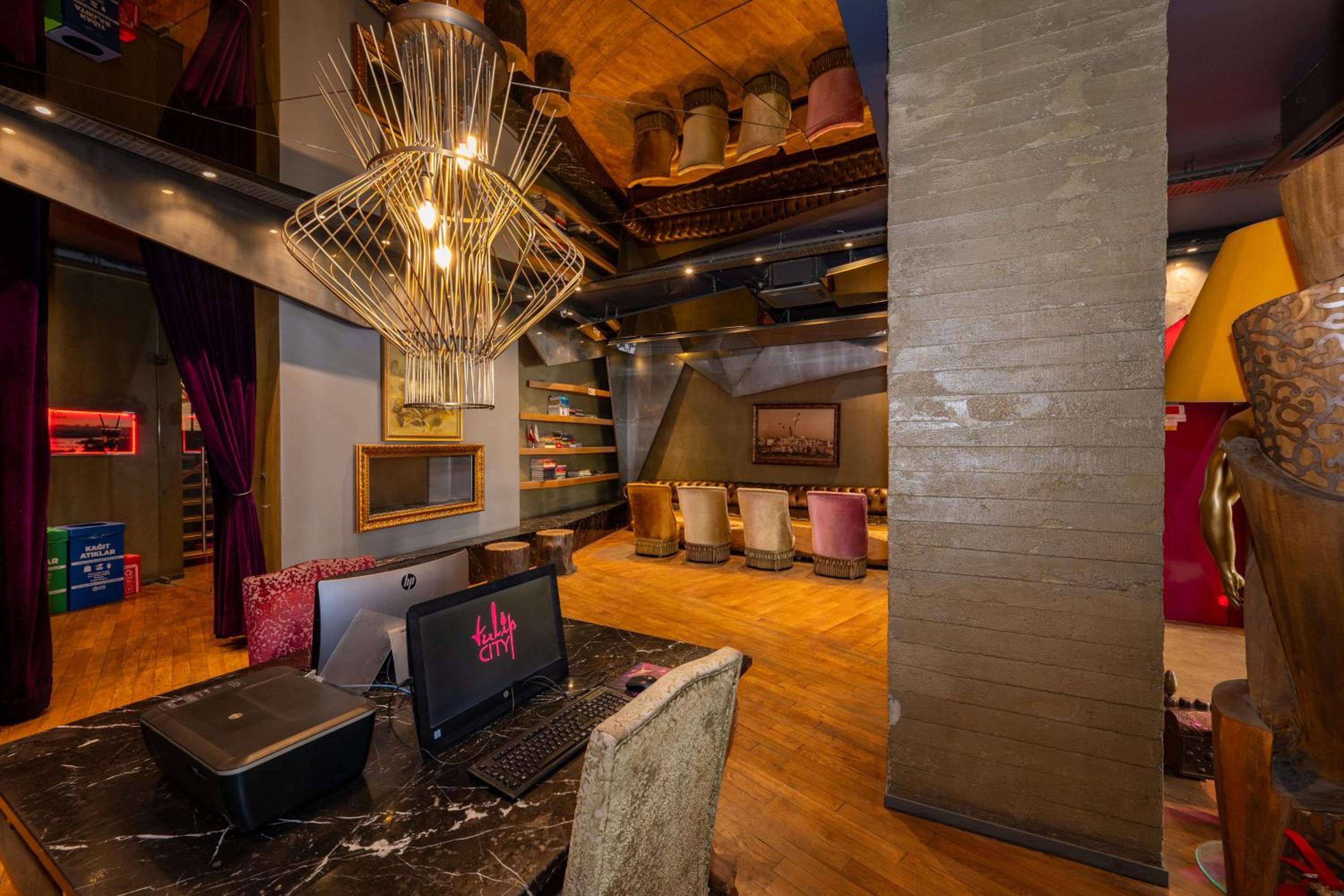 Tulip City Hotel - Image 118