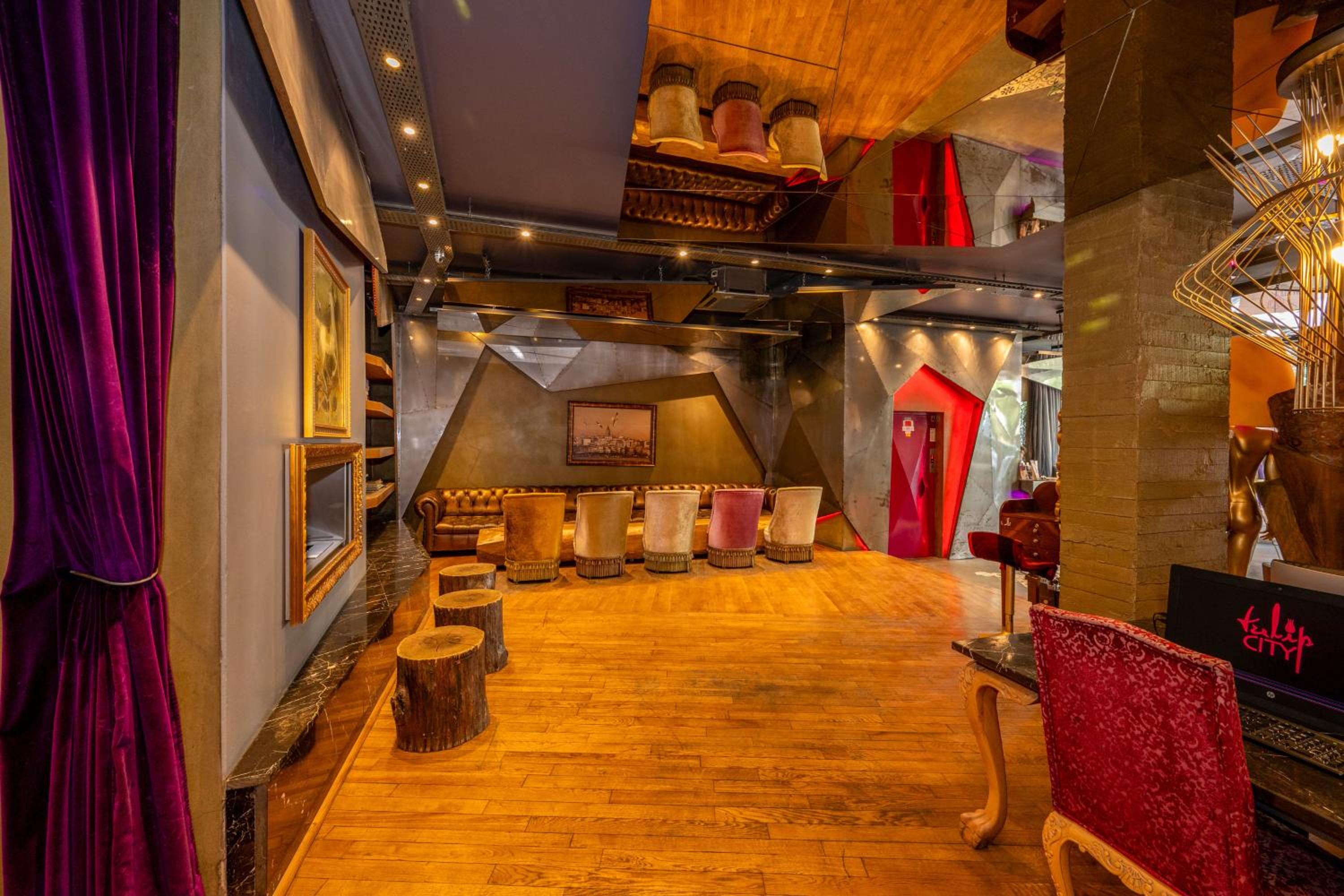 Tulip City Hotel - Image 119