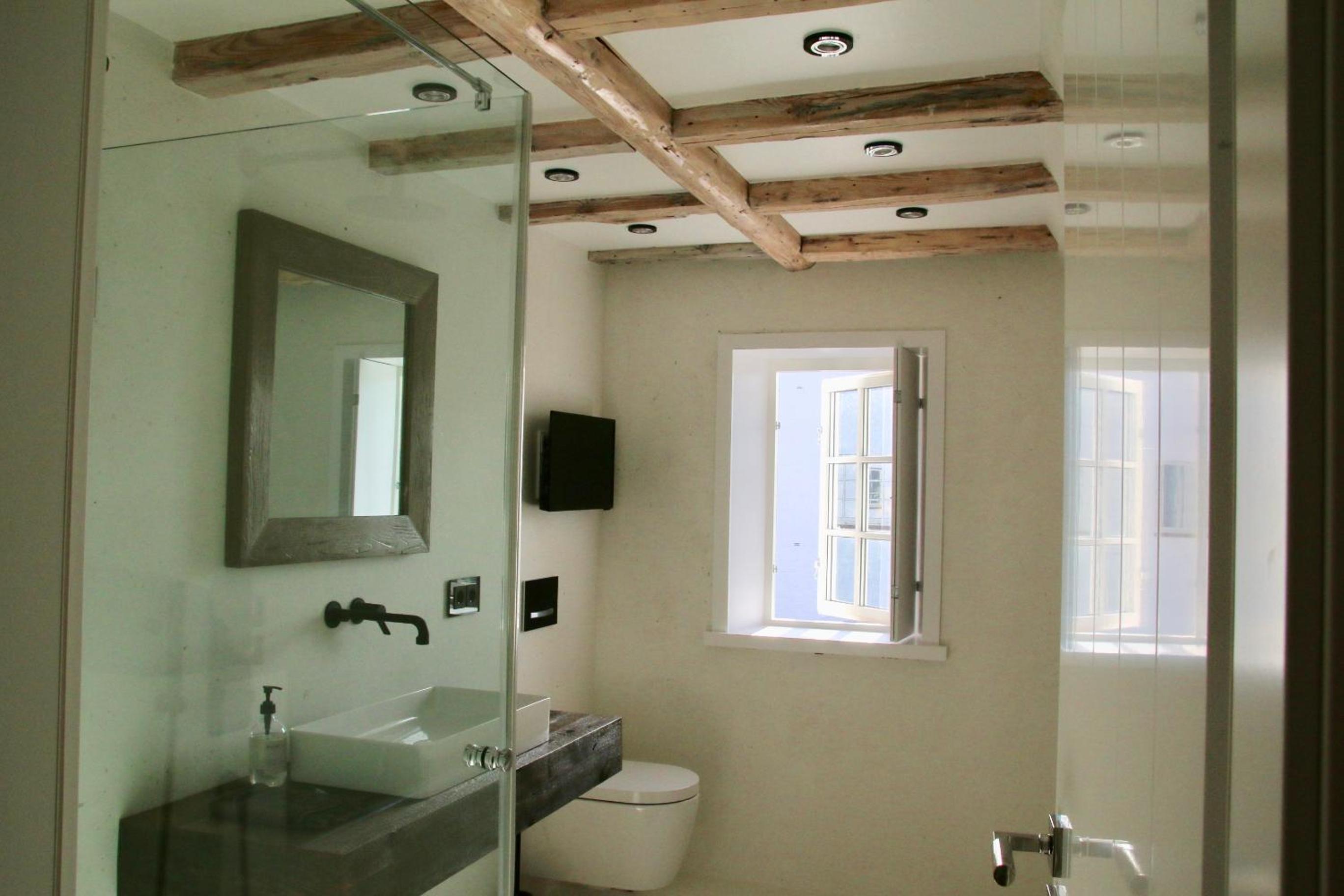 Lighthouse 4