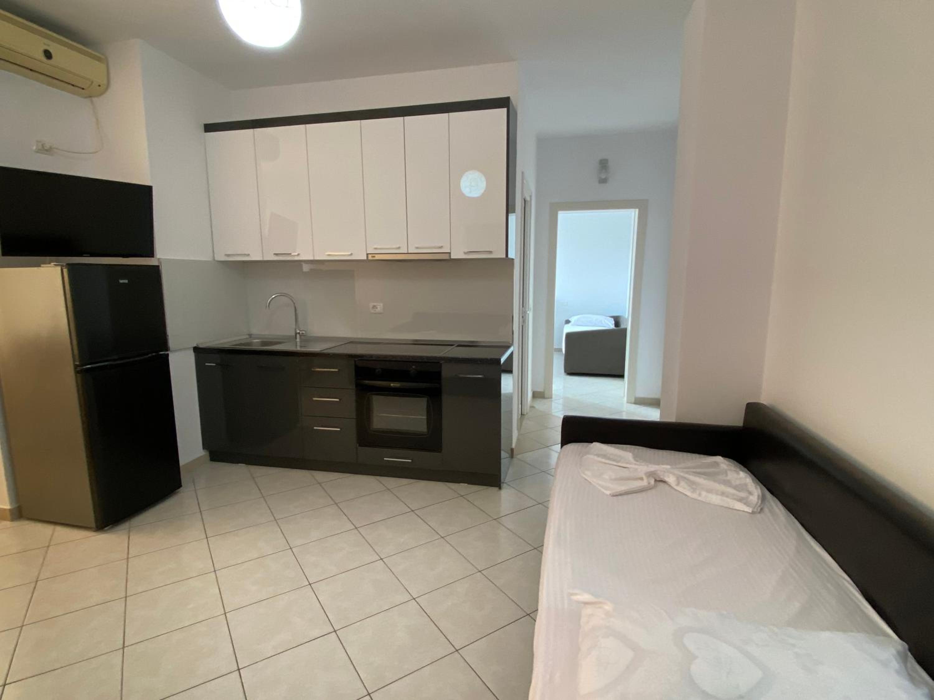 Zani’s Apartments
