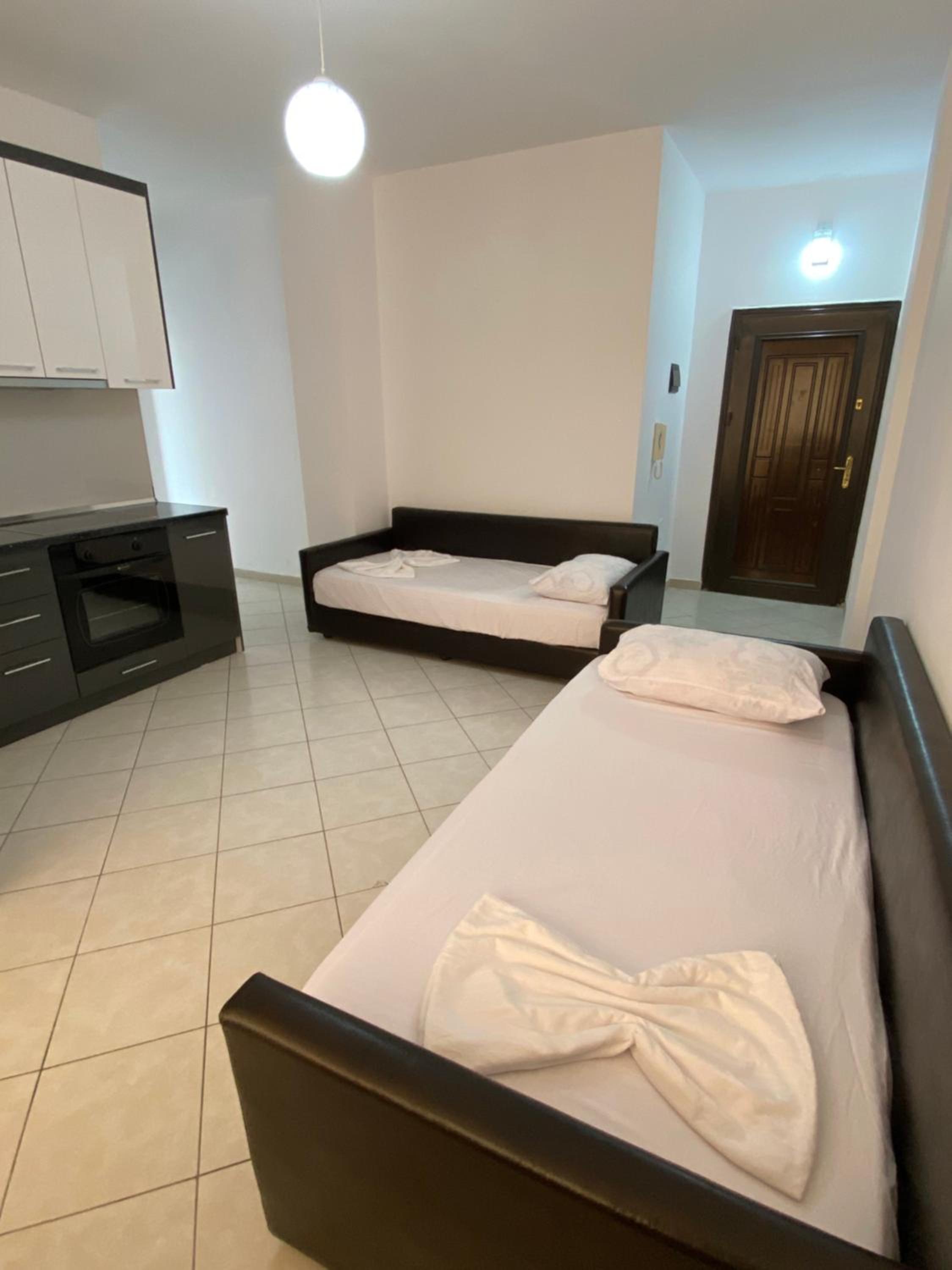 Zani’s Apartments