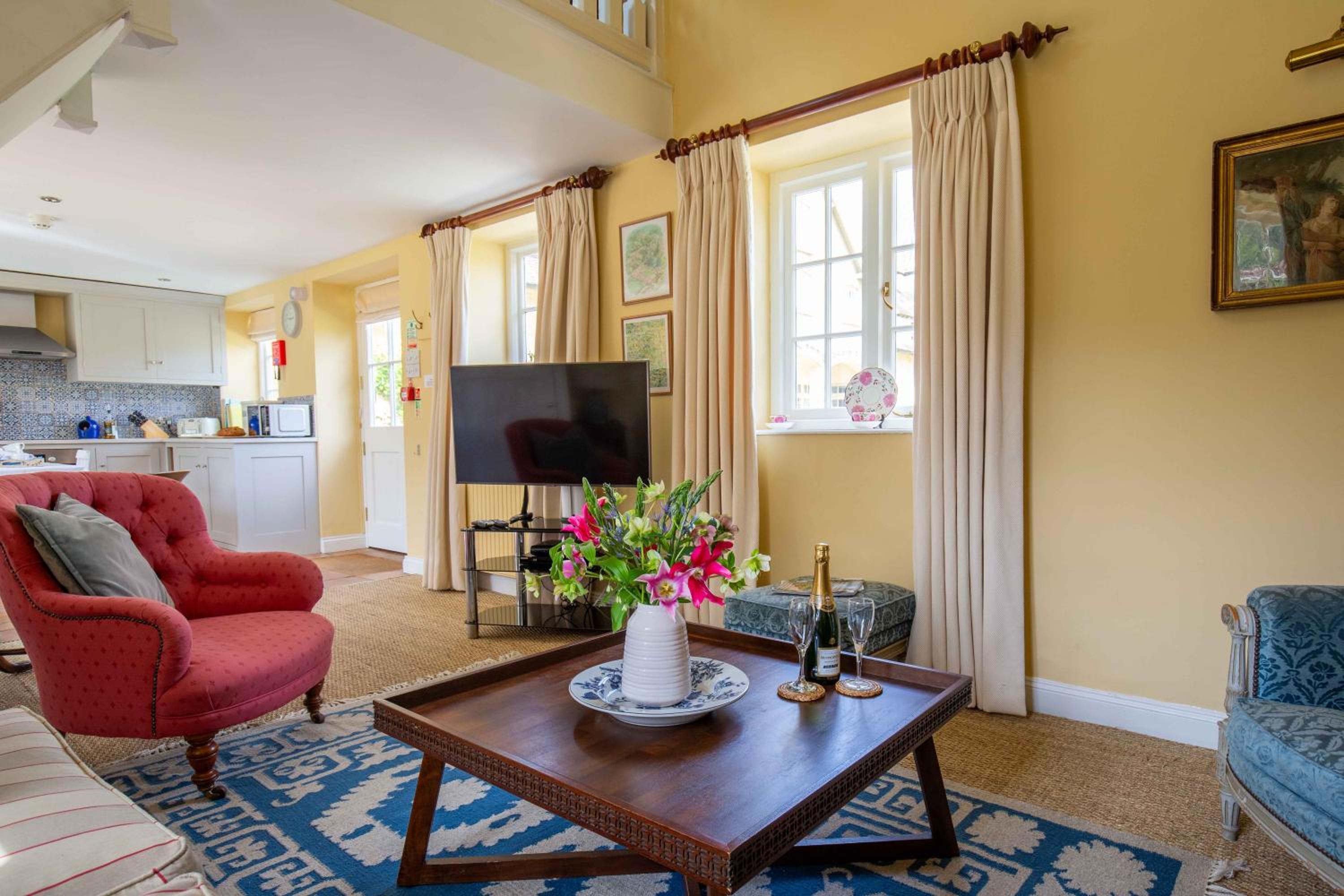 Saratoga Cottage view 5