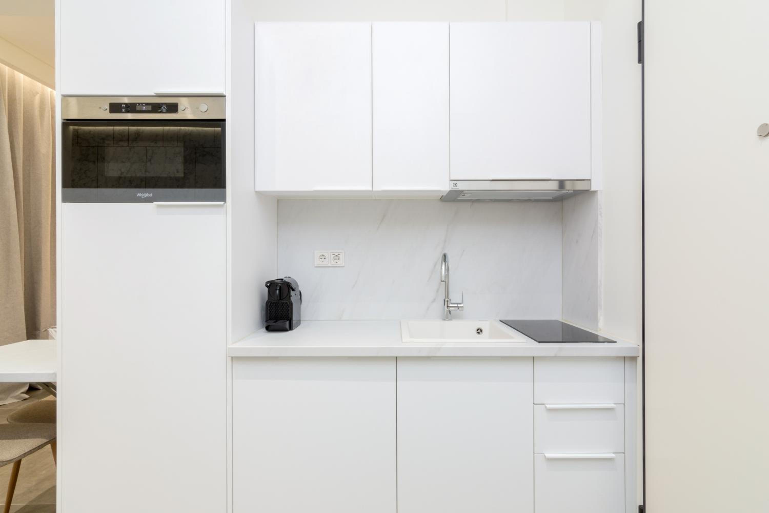 Socrates Fully Equipped Apartments with Unique Design